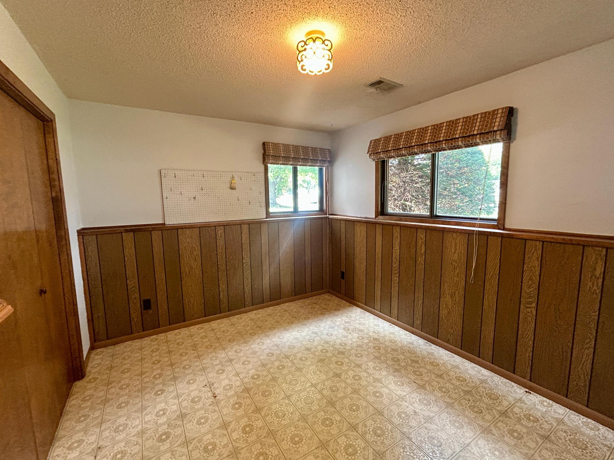 913 High Avenue Property Photo 18