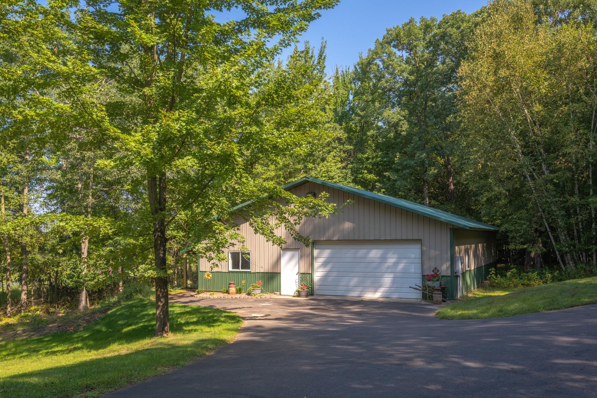 1855 160th Street Property Photo 4
