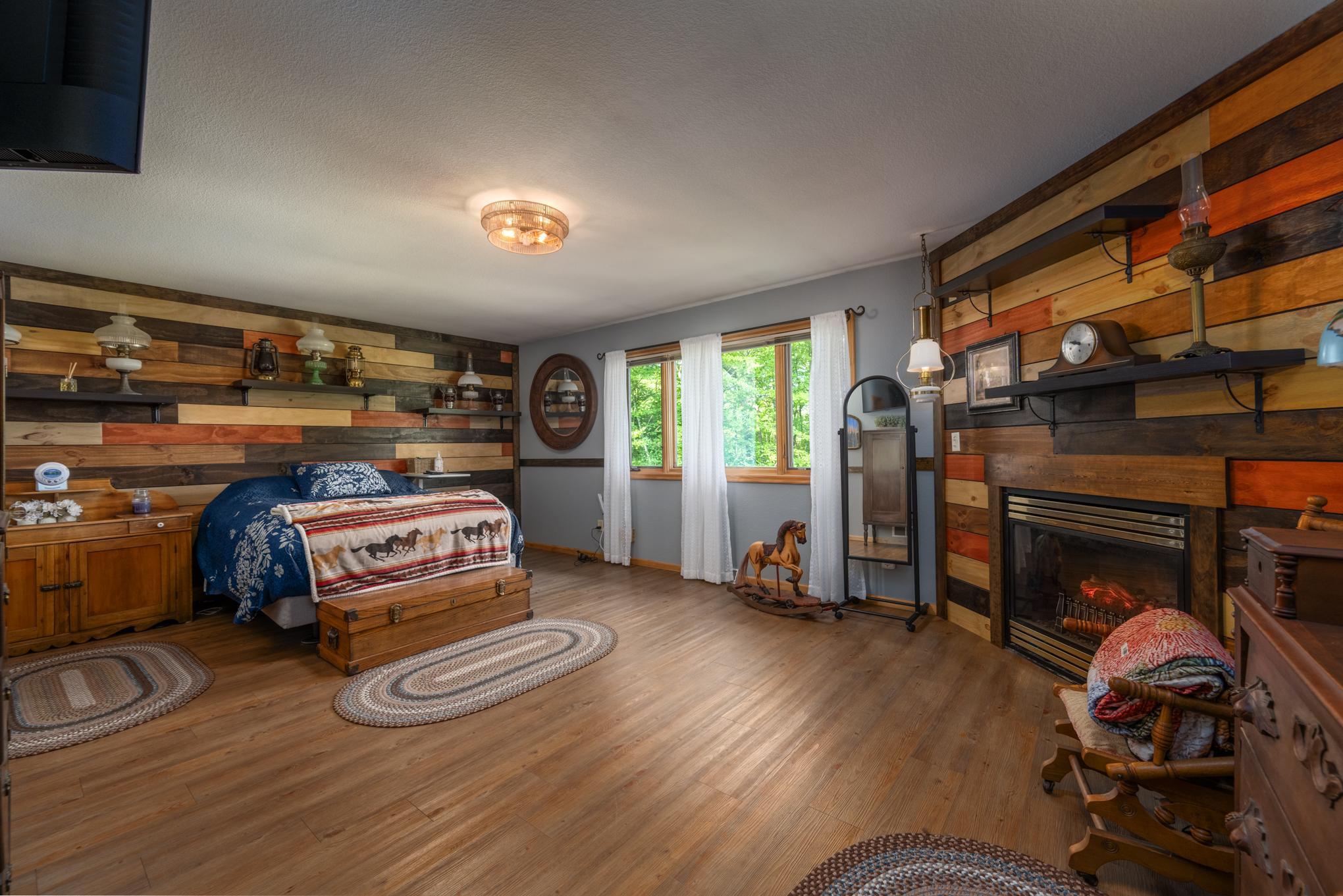 1855 160th Street Property Photo 17