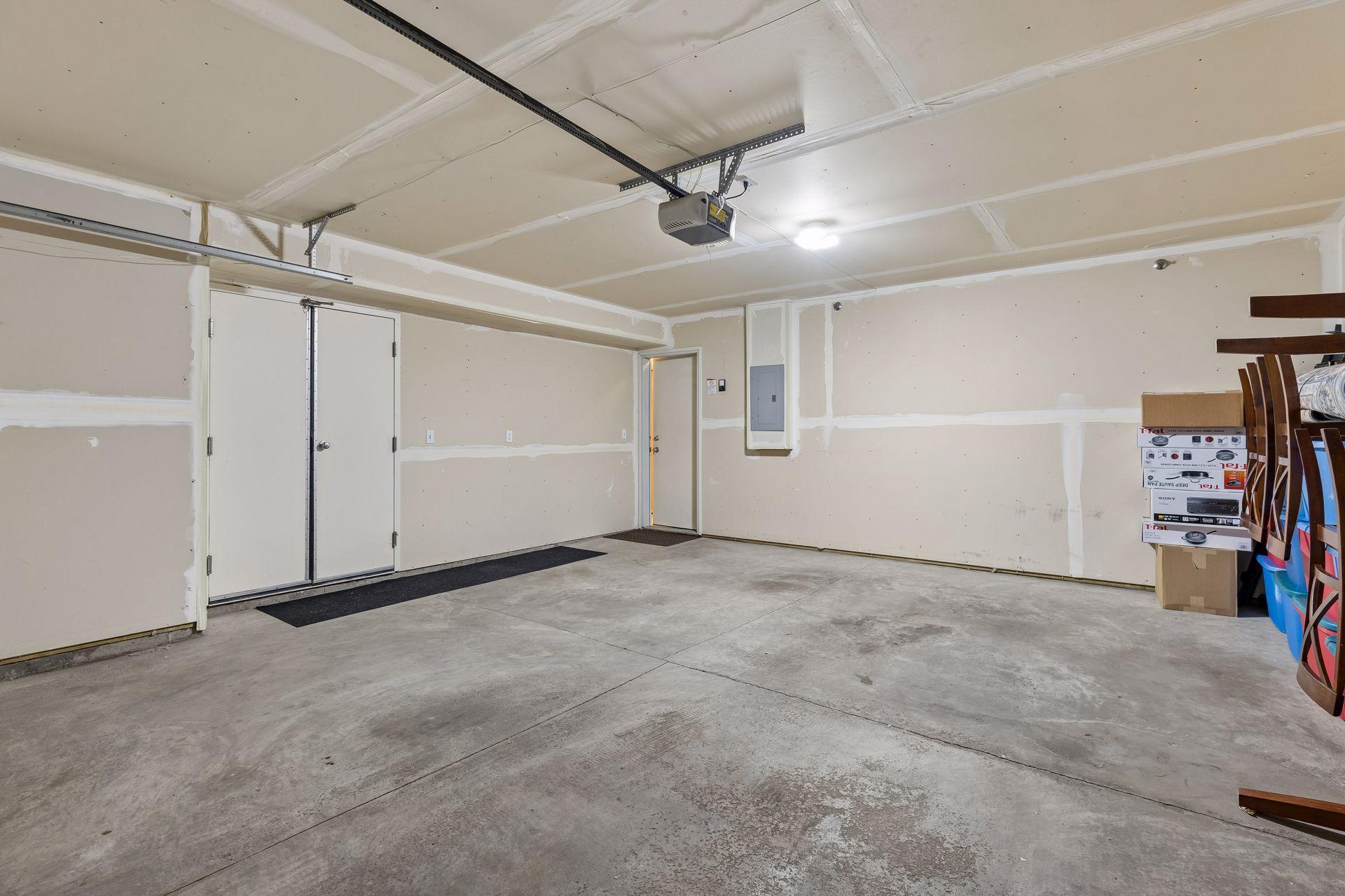 8262 Labont Way 5 Property Photo 14