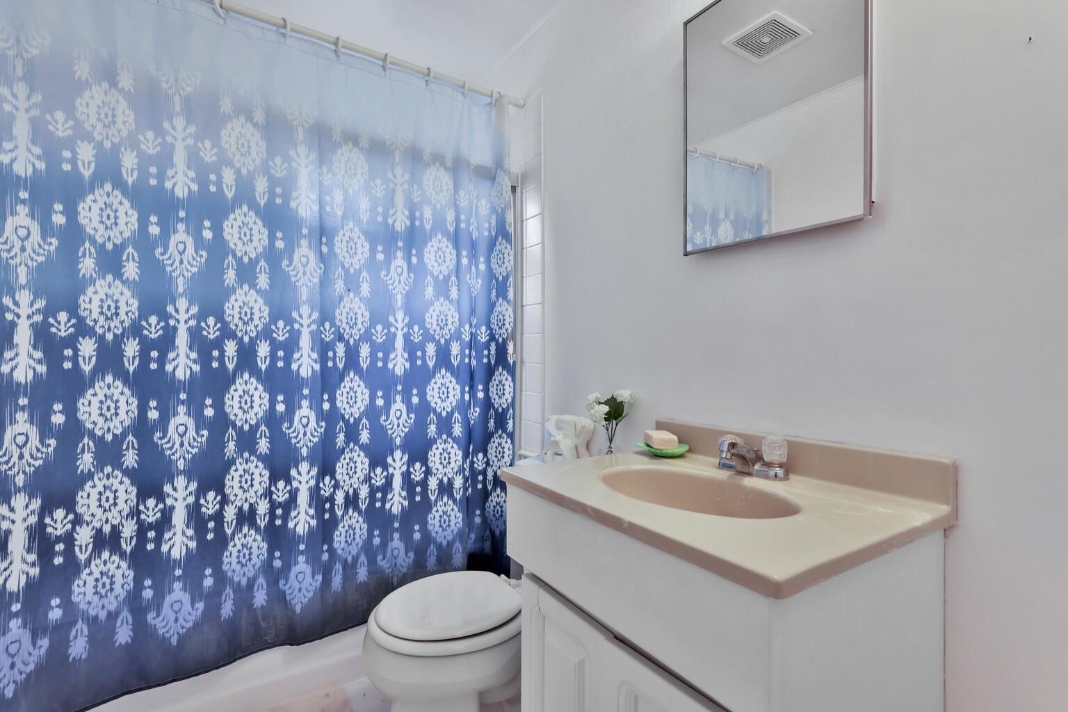 4781 Aberdeen Road Property Photo 10