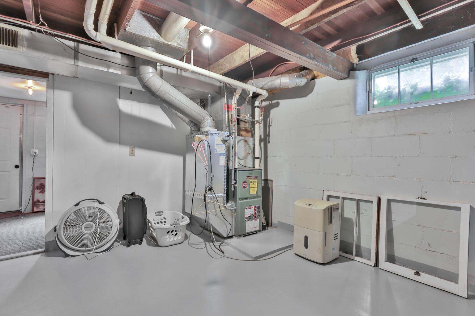 4781 Aberdeen Road Property Photo 17