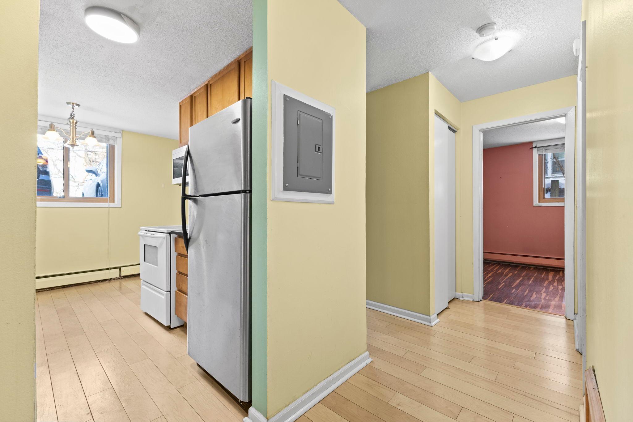 520 Ridgewood Ave 4 Property Photo 10