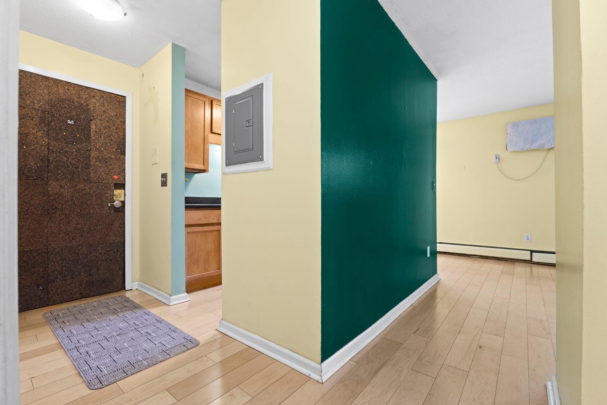 520 Ridgewood Ave 4 Property Photo 12