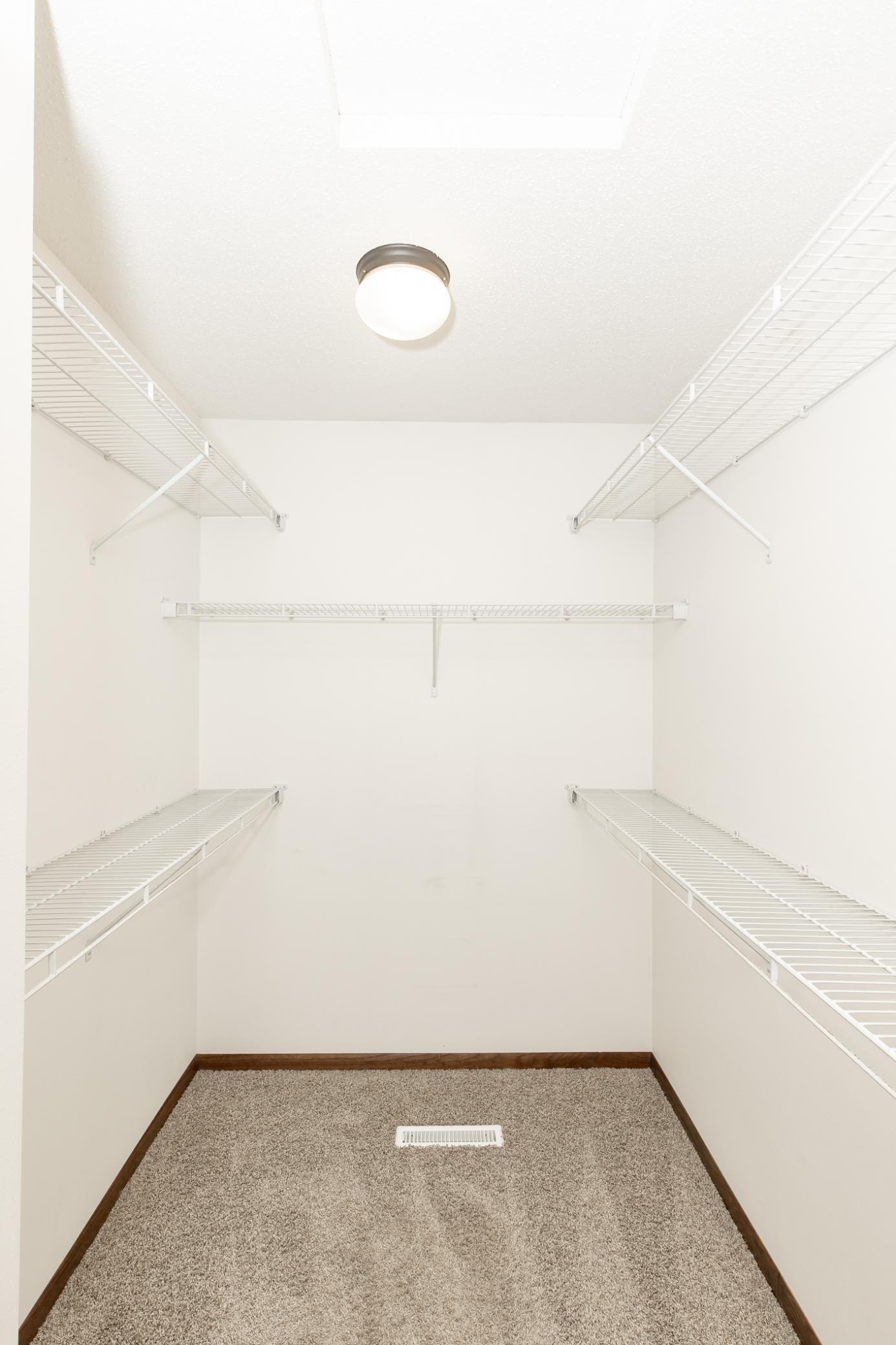 613 5th Street E Property Photo 17