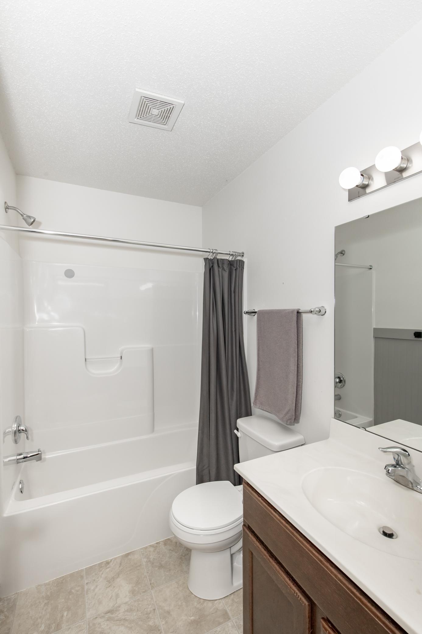 613 5th Street E Property Photo 28