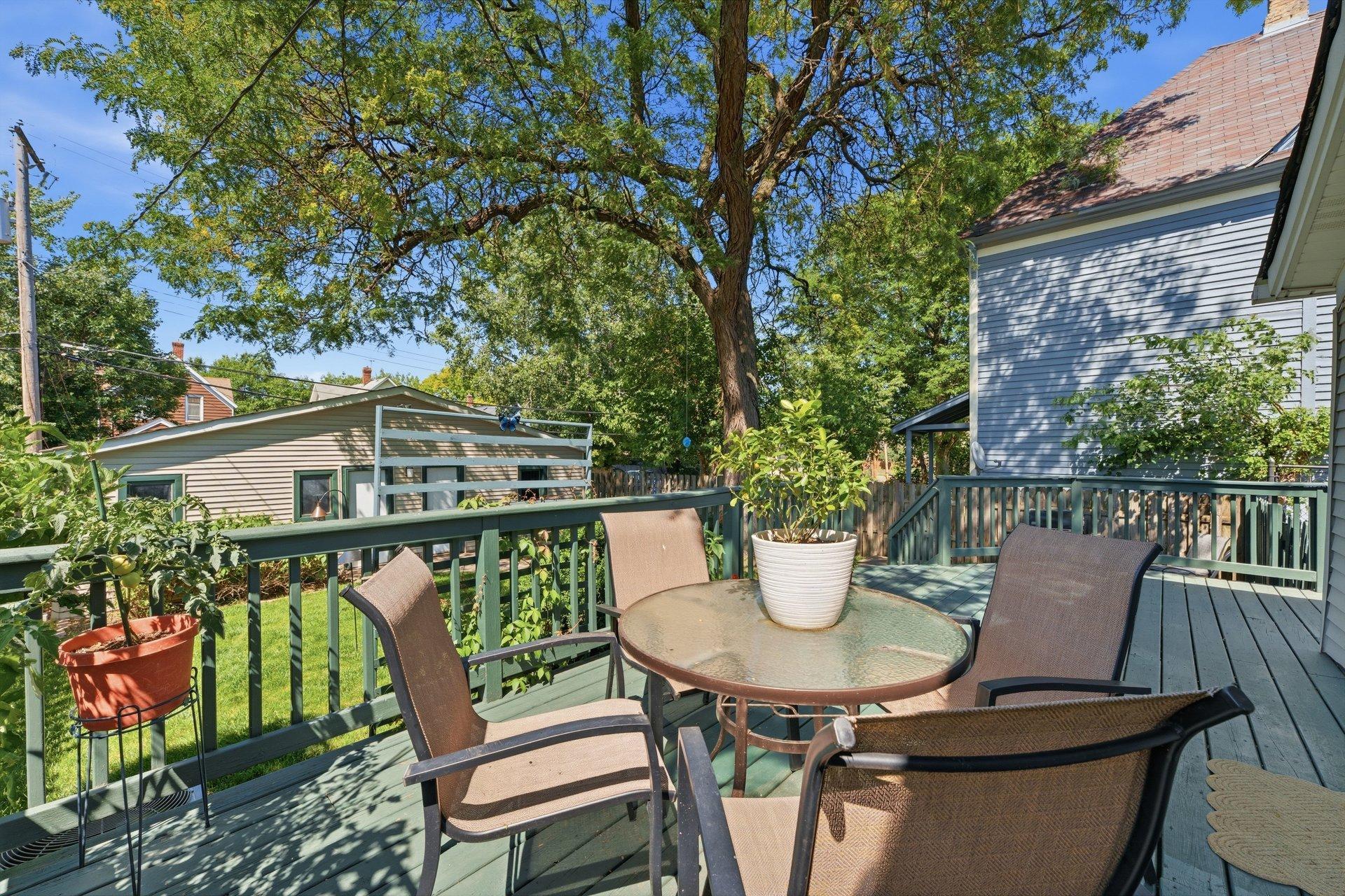 397 Thomas Avenue Property Photo 15