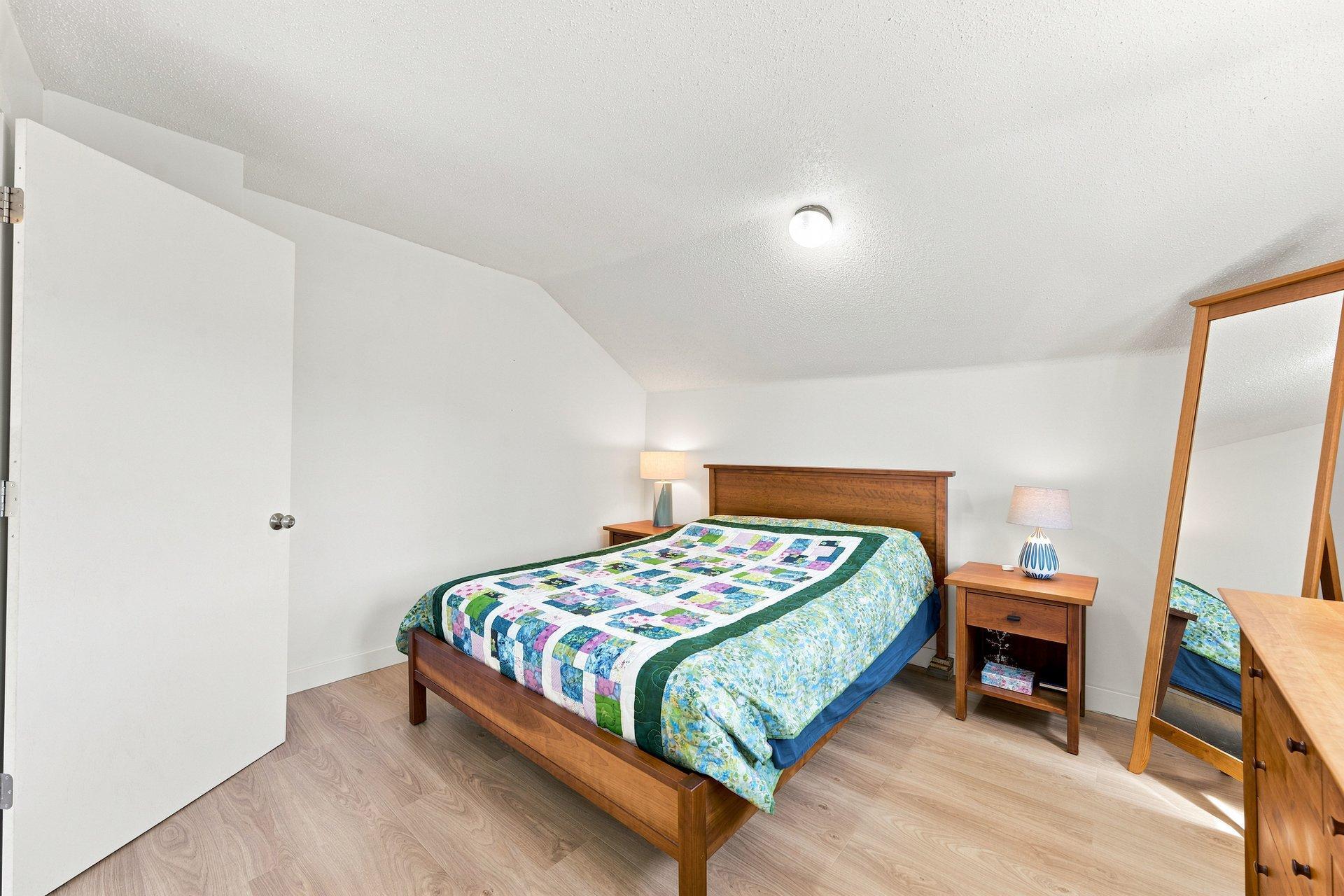 397 Thomas Avenue Property Photo 35