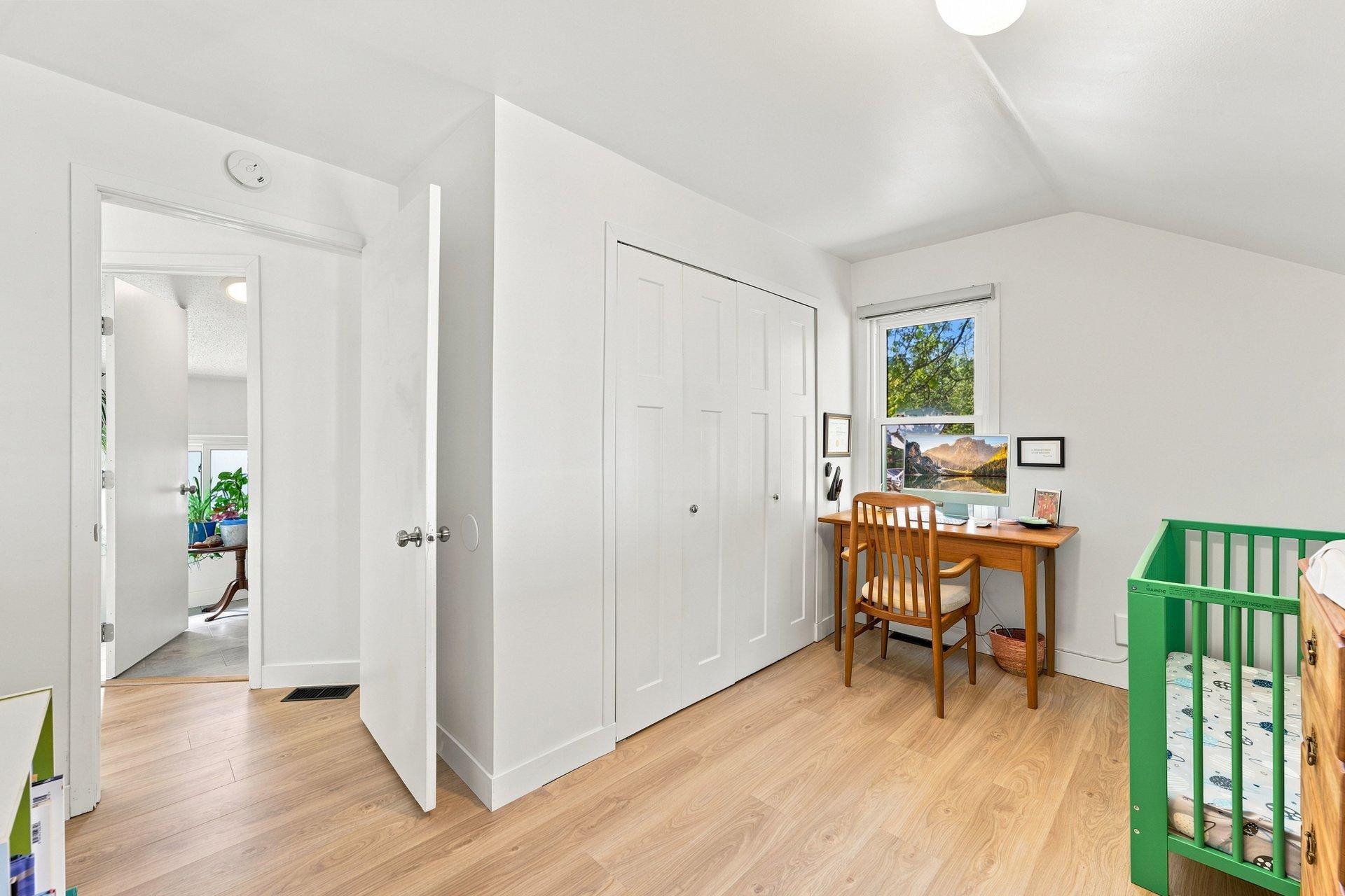 397 Thomas Avenue Property Photo 39