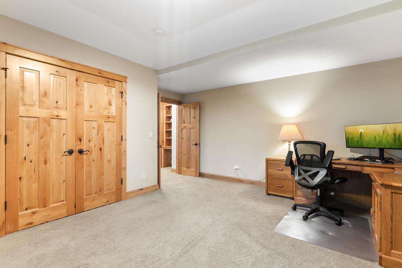 2180 Crestview Drive Property Photo 37