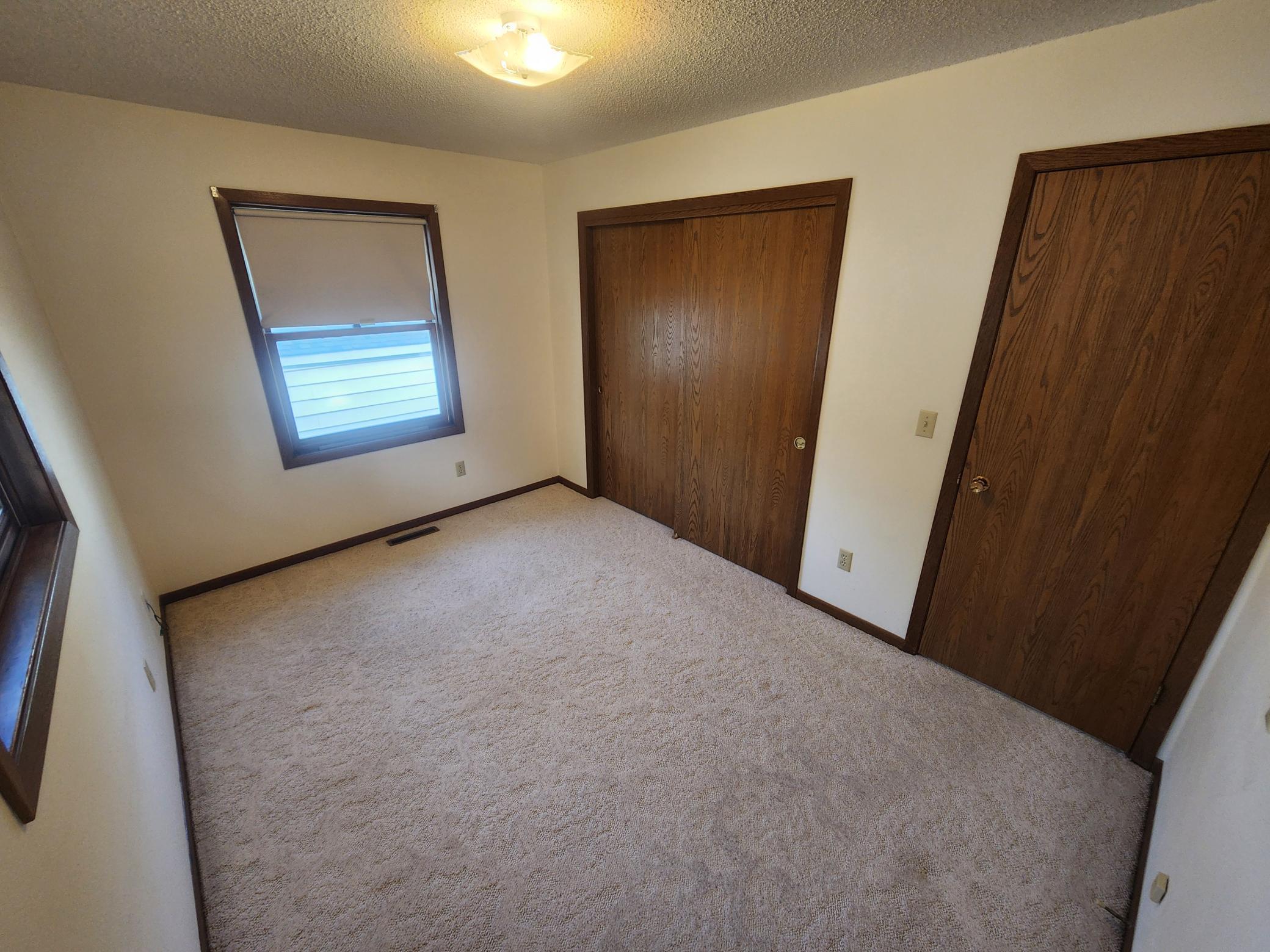408 N Everett Street 1 Property Photo 10
