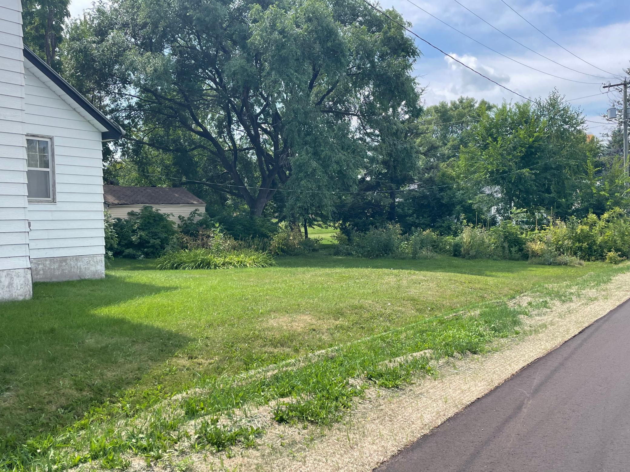 200 Larson Avenue Property Photo 2