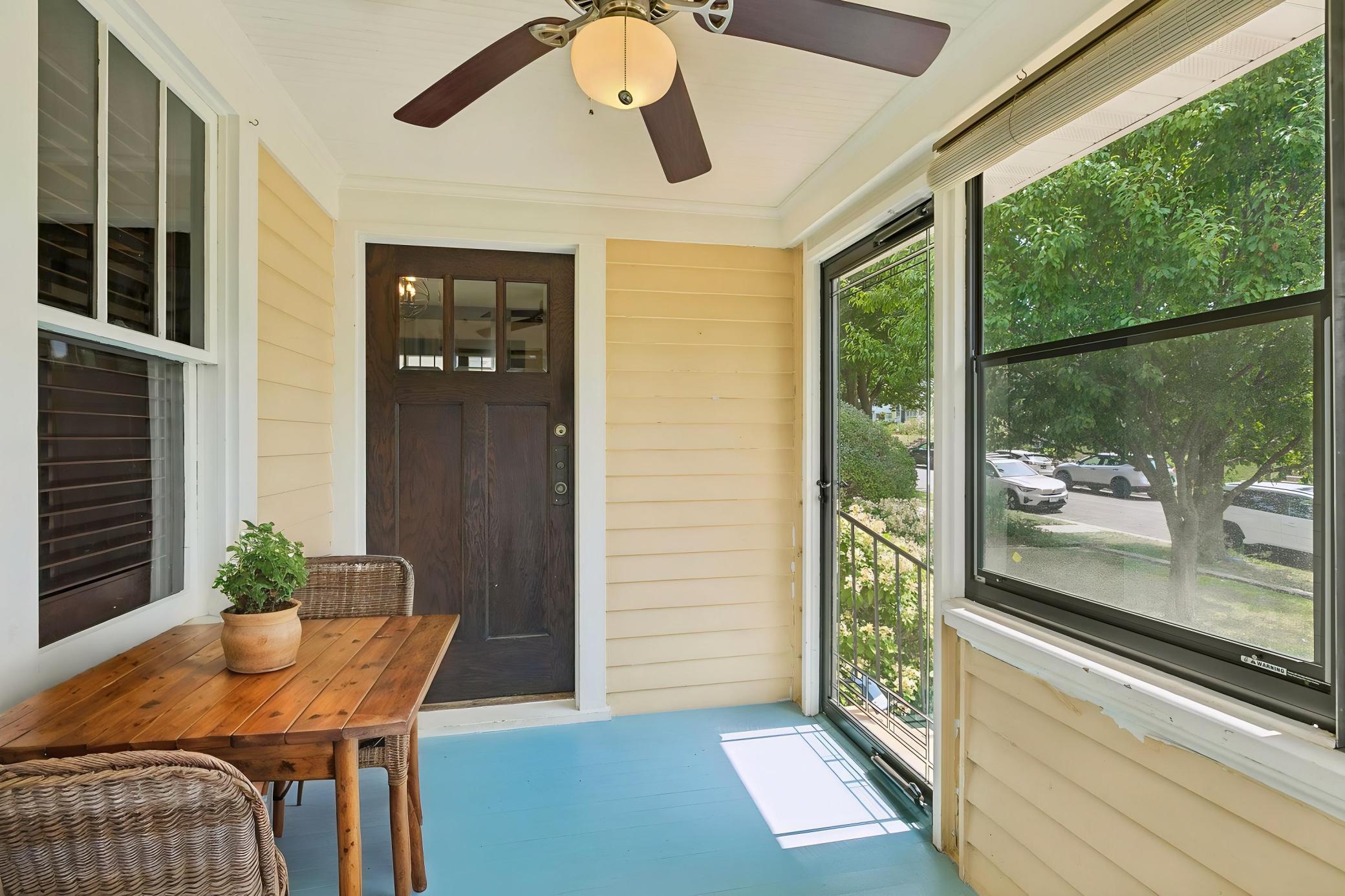 2043 Berkeley Avenue Property Photo 6