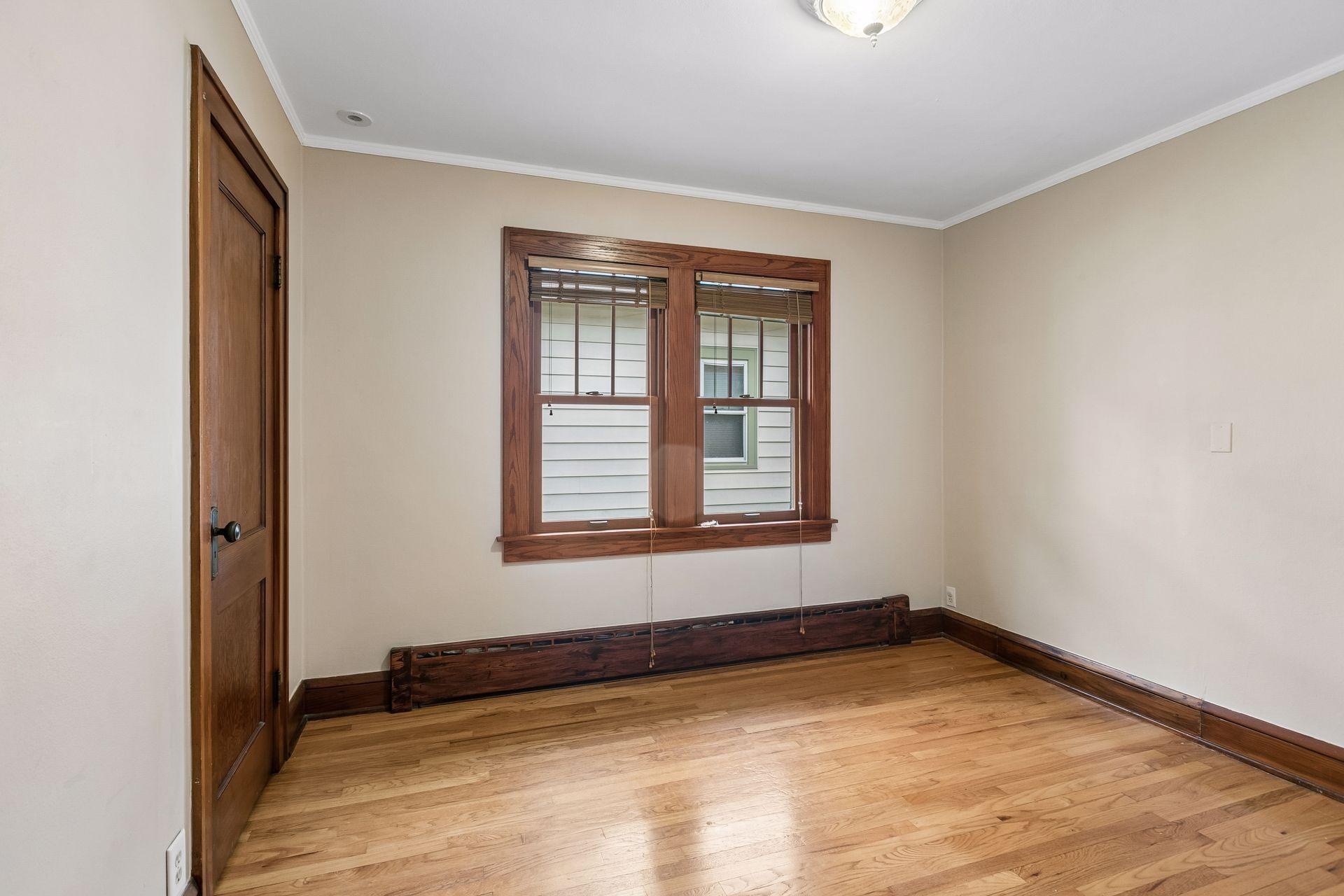 2043 Berkeley Avenue Property Photo 27