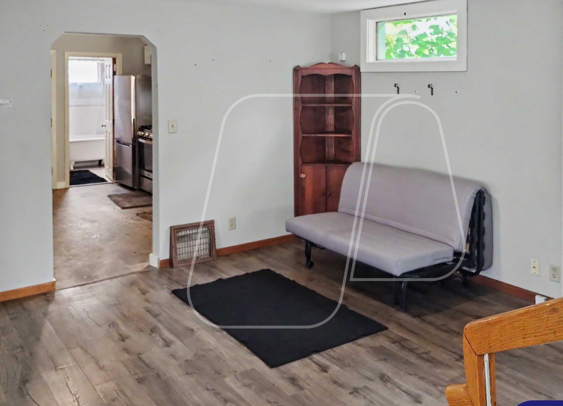 652 Watson Avenue Property Photo 4