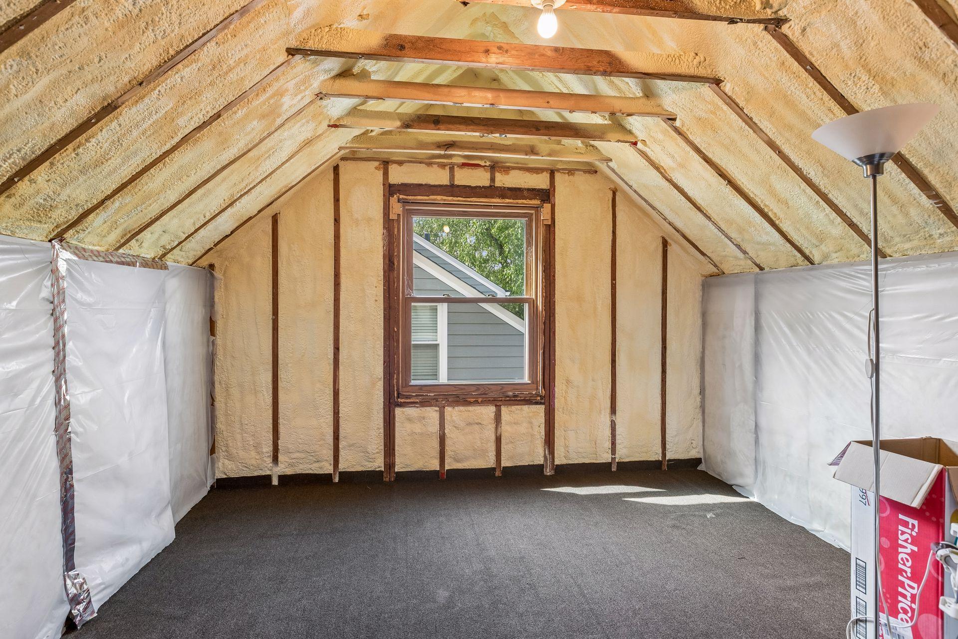 808 W 57th Street Property Photo 18