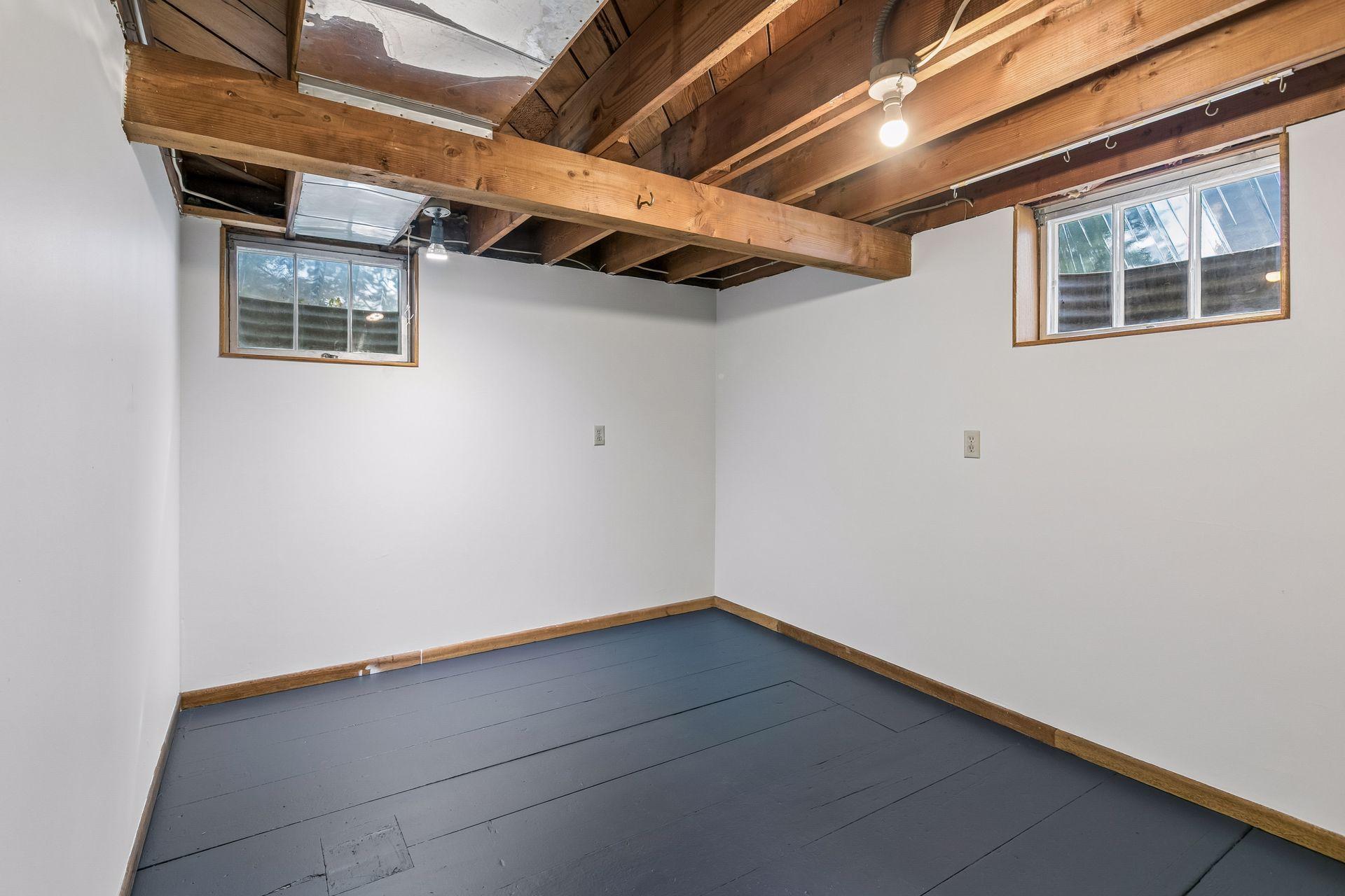808 W 57th Street Property Photo 22