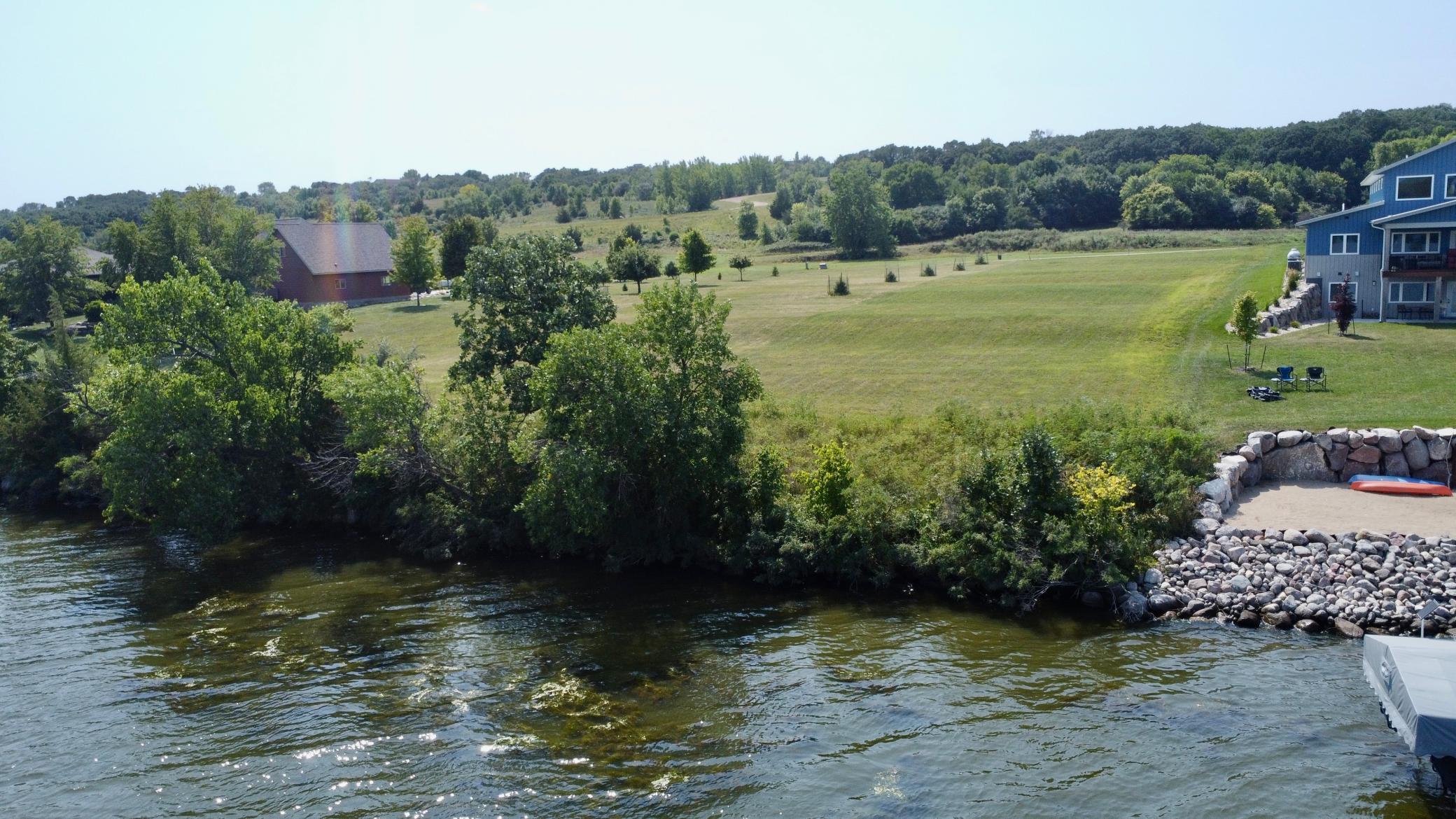 13342 Waters Edge Property Photo 6