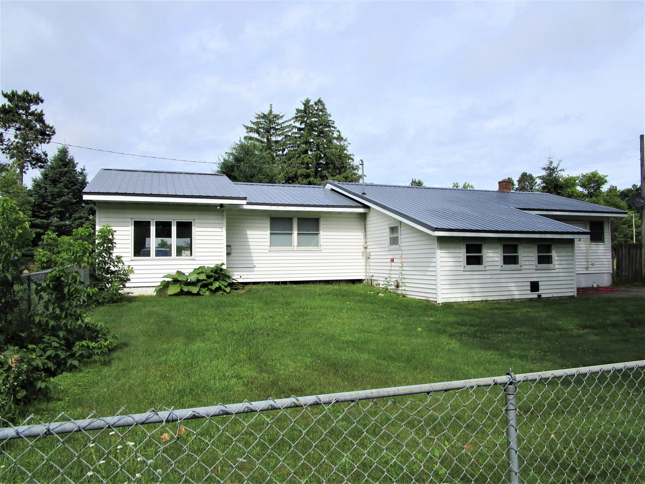 3338 Cherry St Property Photo 5