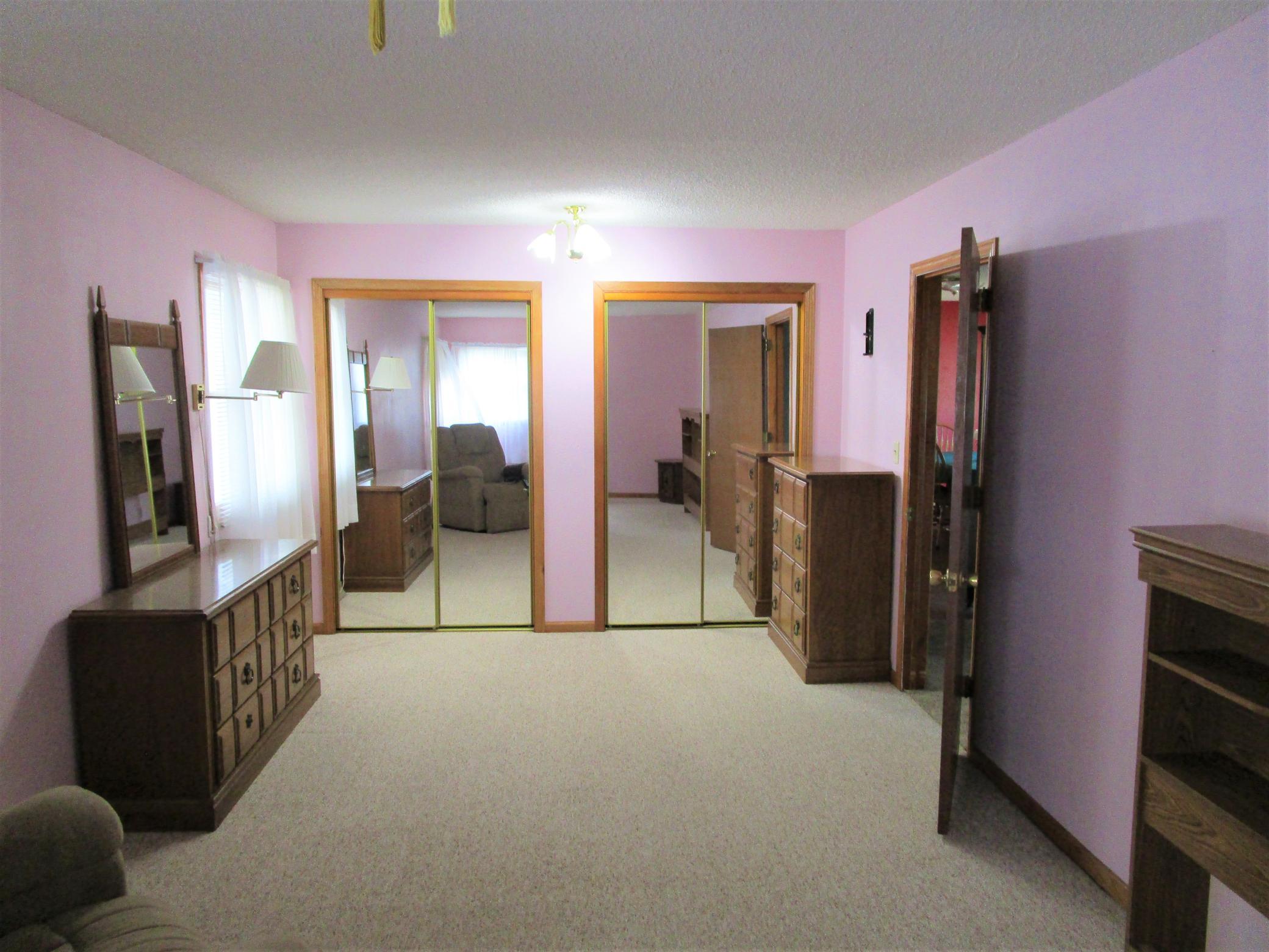 3338 Cherry St Property Photo 21