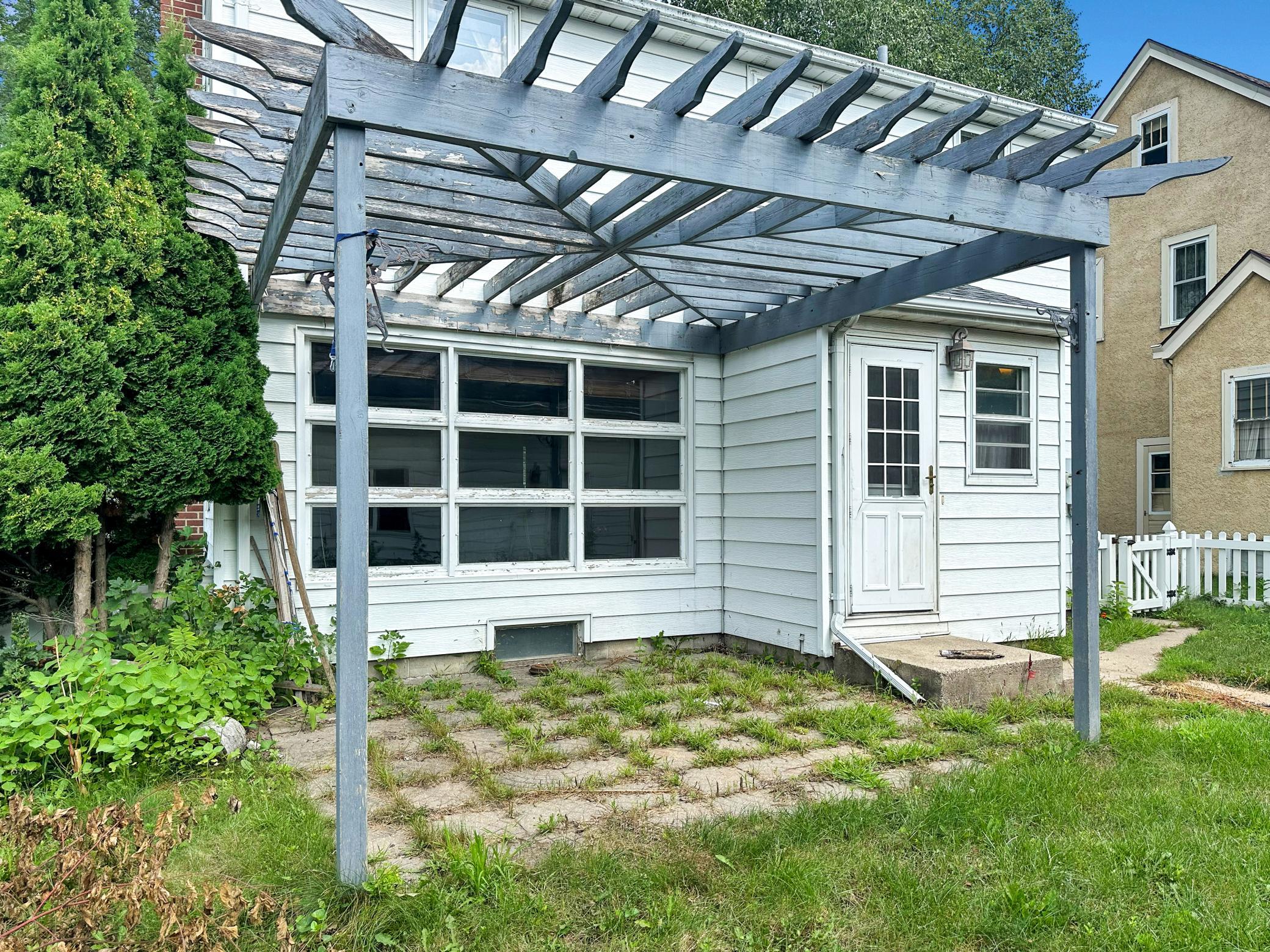 420 Highland Road Property Photo 6