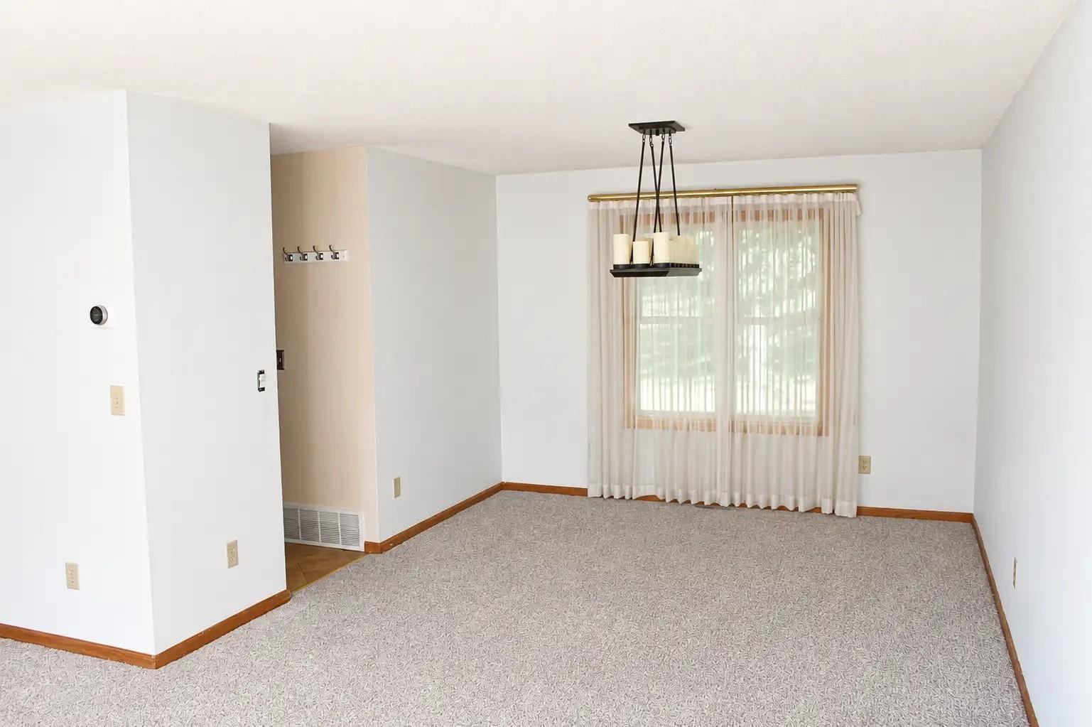 307 E Park Drive Property Photo 23