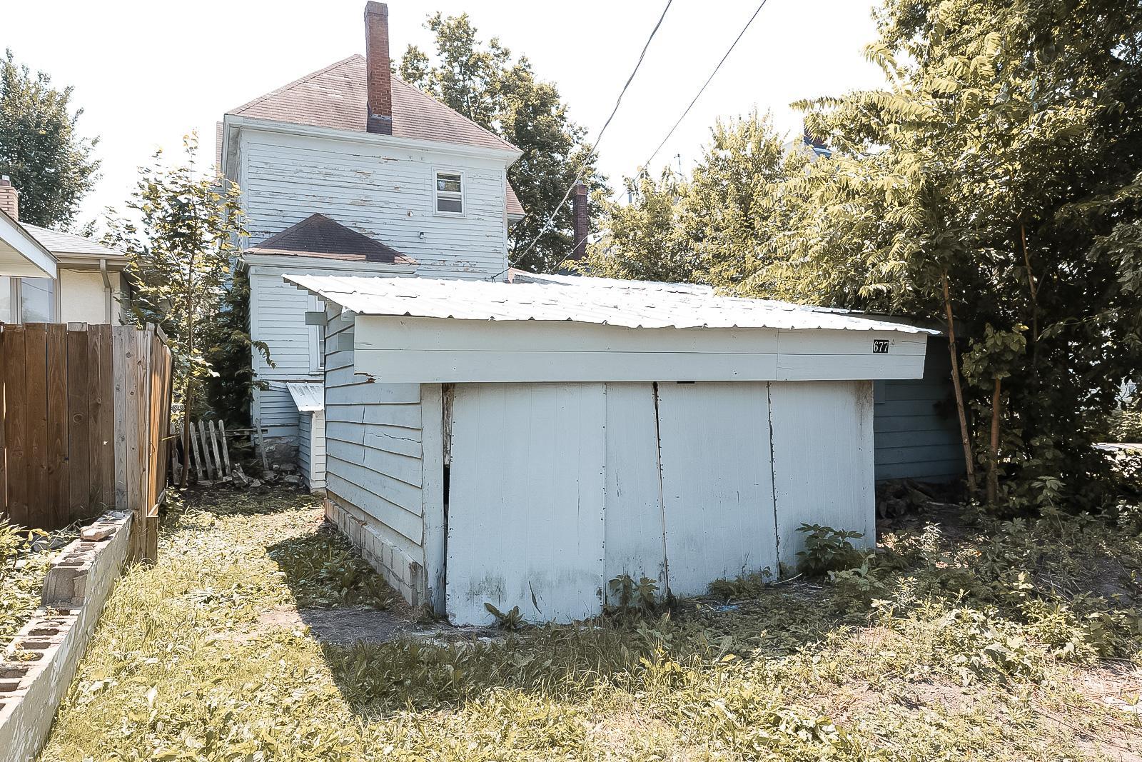 677 Sims Avenue Property Photo 6