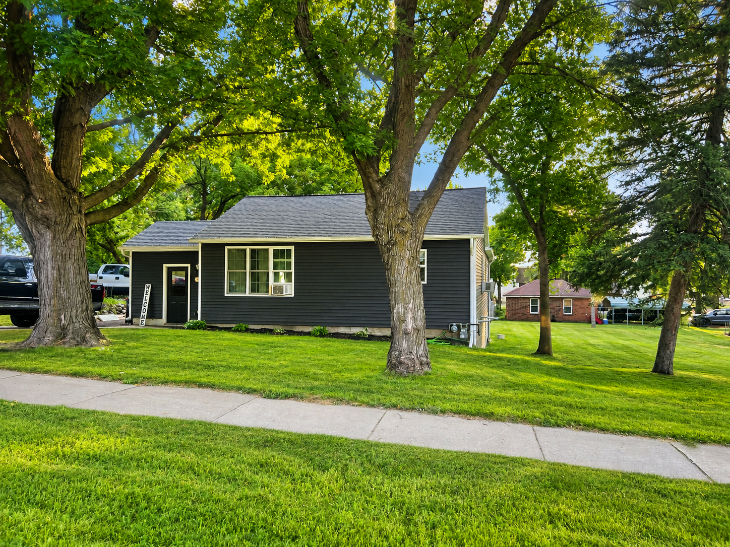 1052 Miller Avenue Property Photo 1