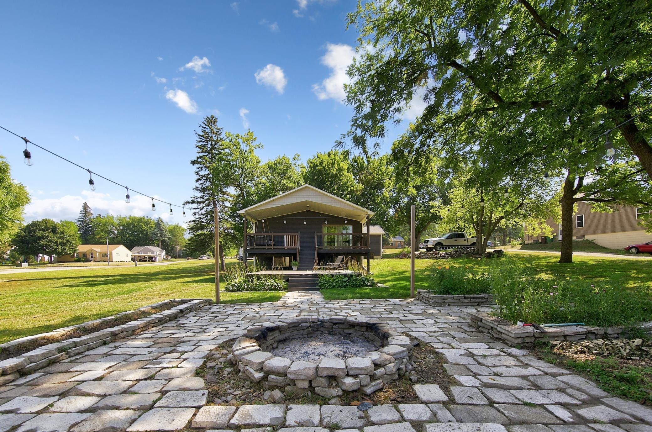 1052 Miller Avenue Property Photo 4