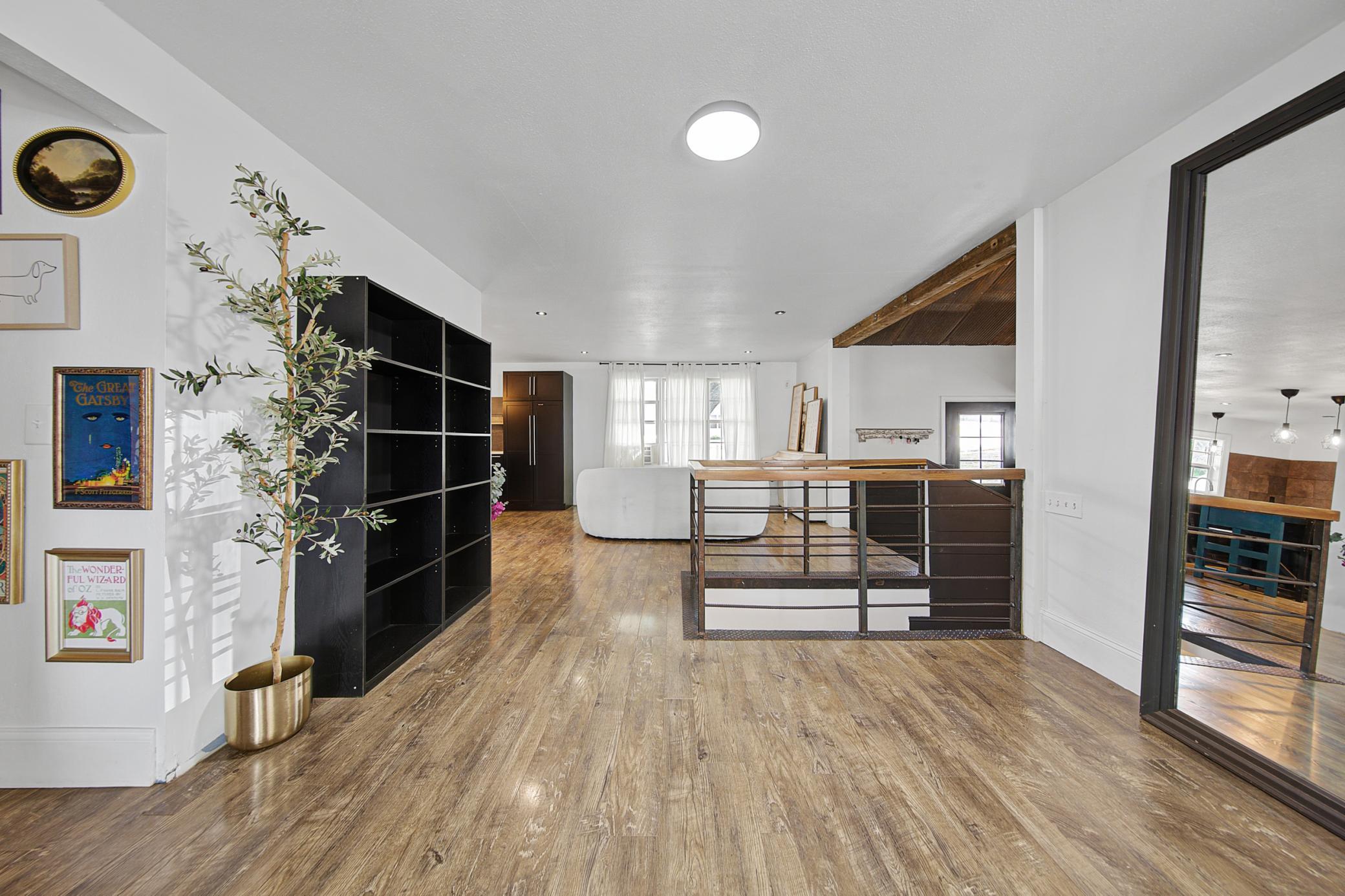 1052 Miller Avenue Property Photo 23