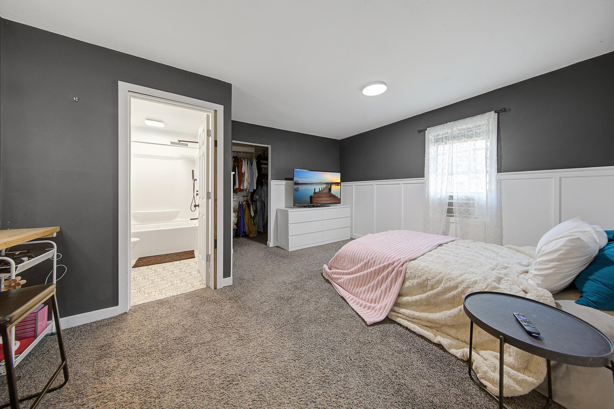 1052 Miller Avenue Property Photo 25