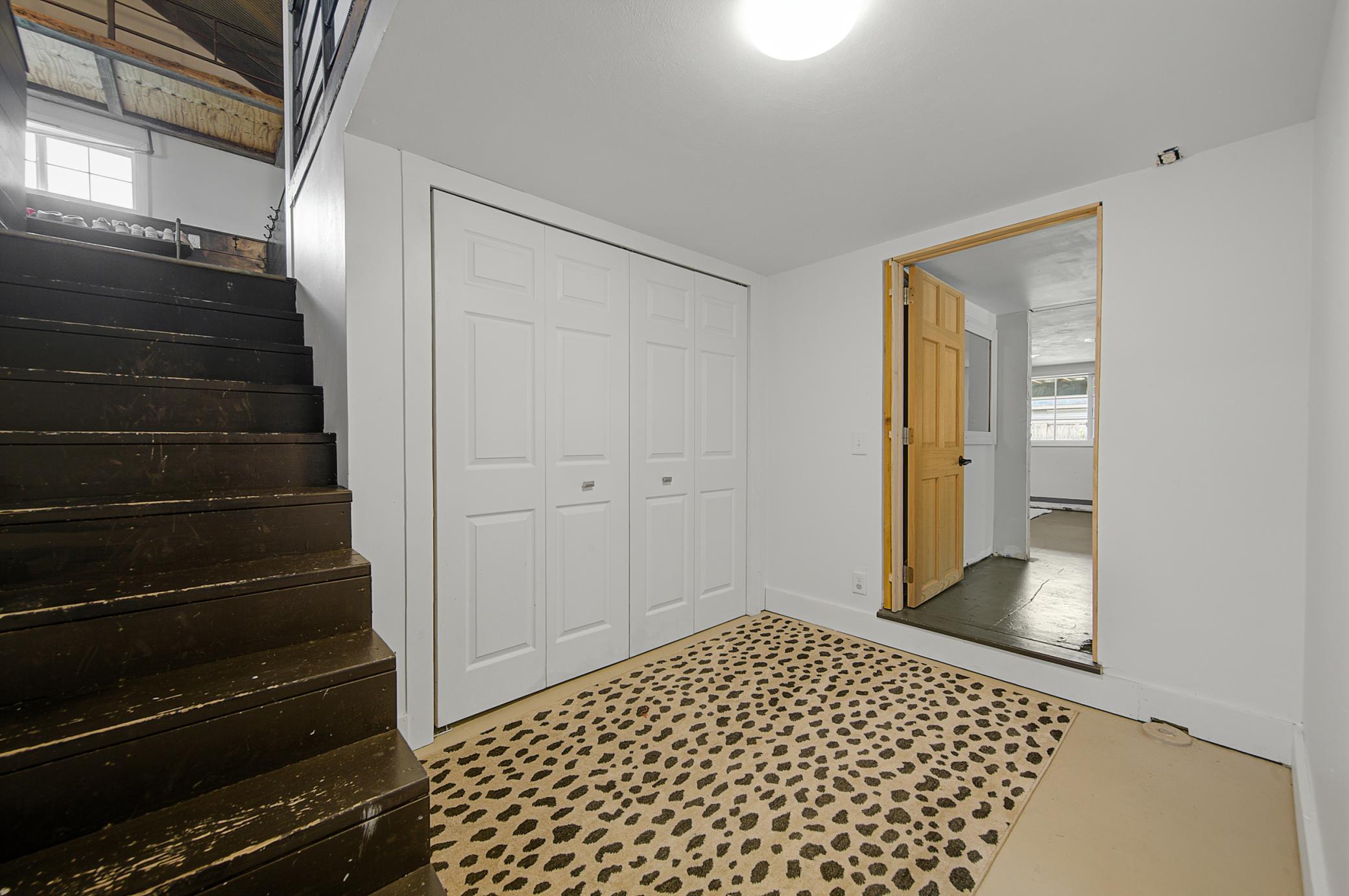 1052 Miller Avenue Property Photo 28