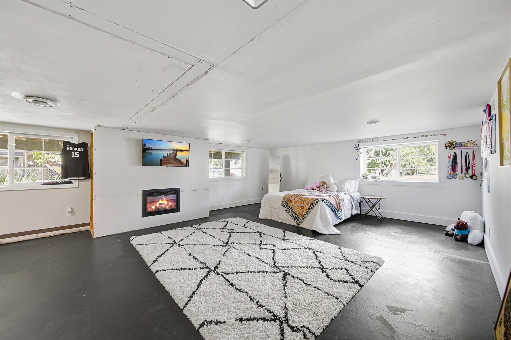 1052 Miller Avenue Property Photo 30