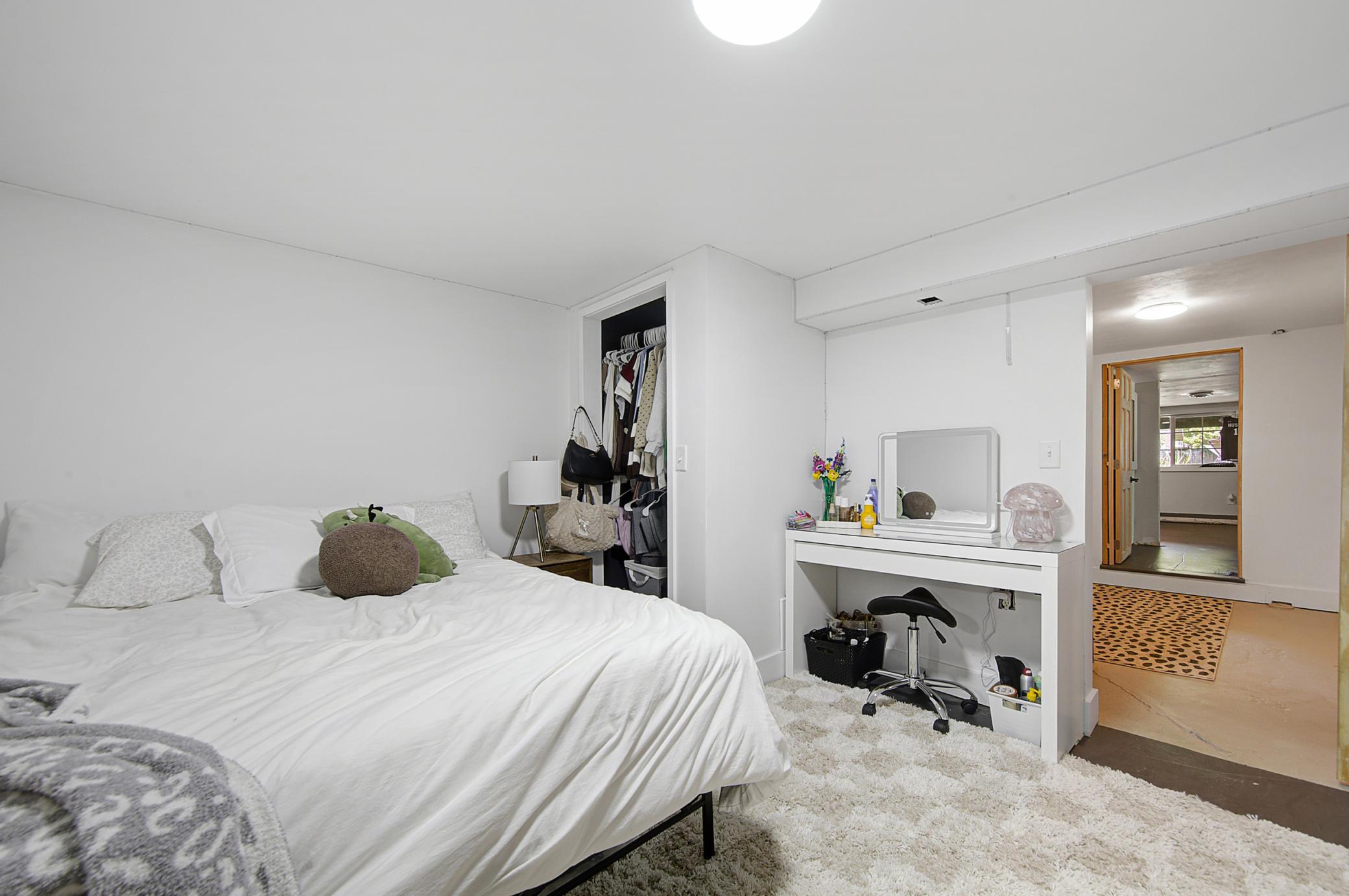 1052 Miller Avenue Property Photo 34