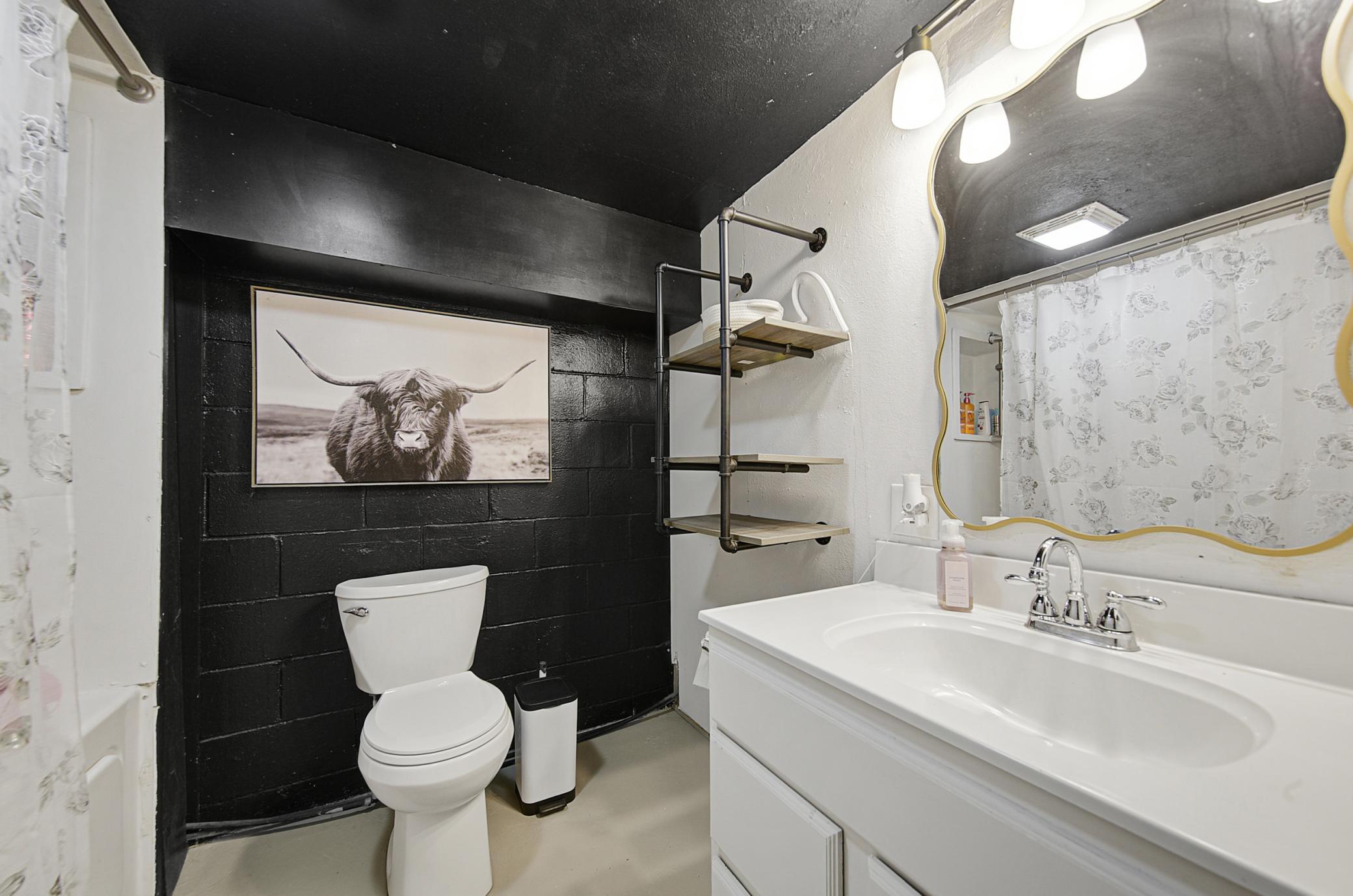 1052 Miller Avenue Property Photo 35