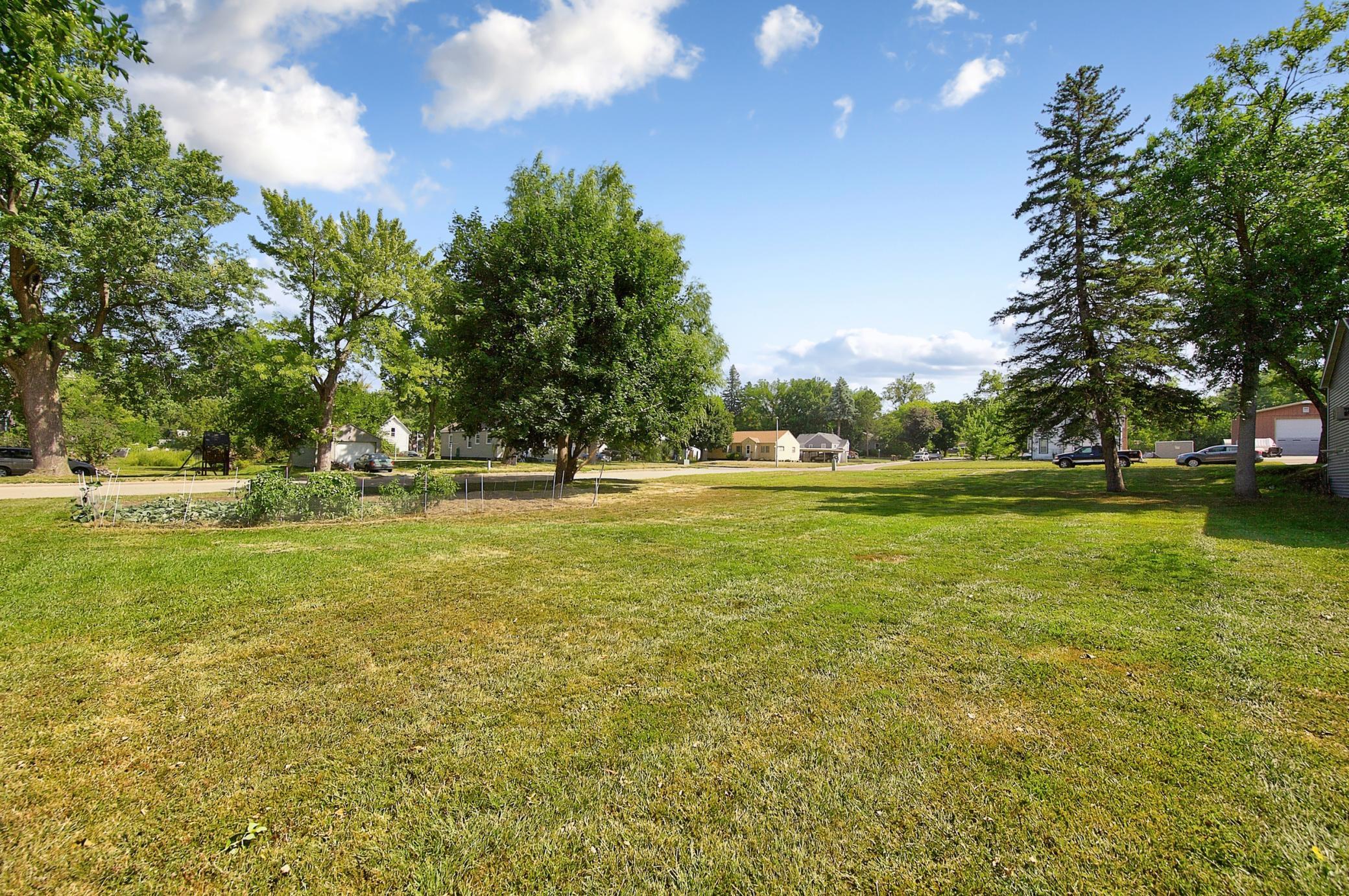 1052 Miller Avenue Property Photo 47