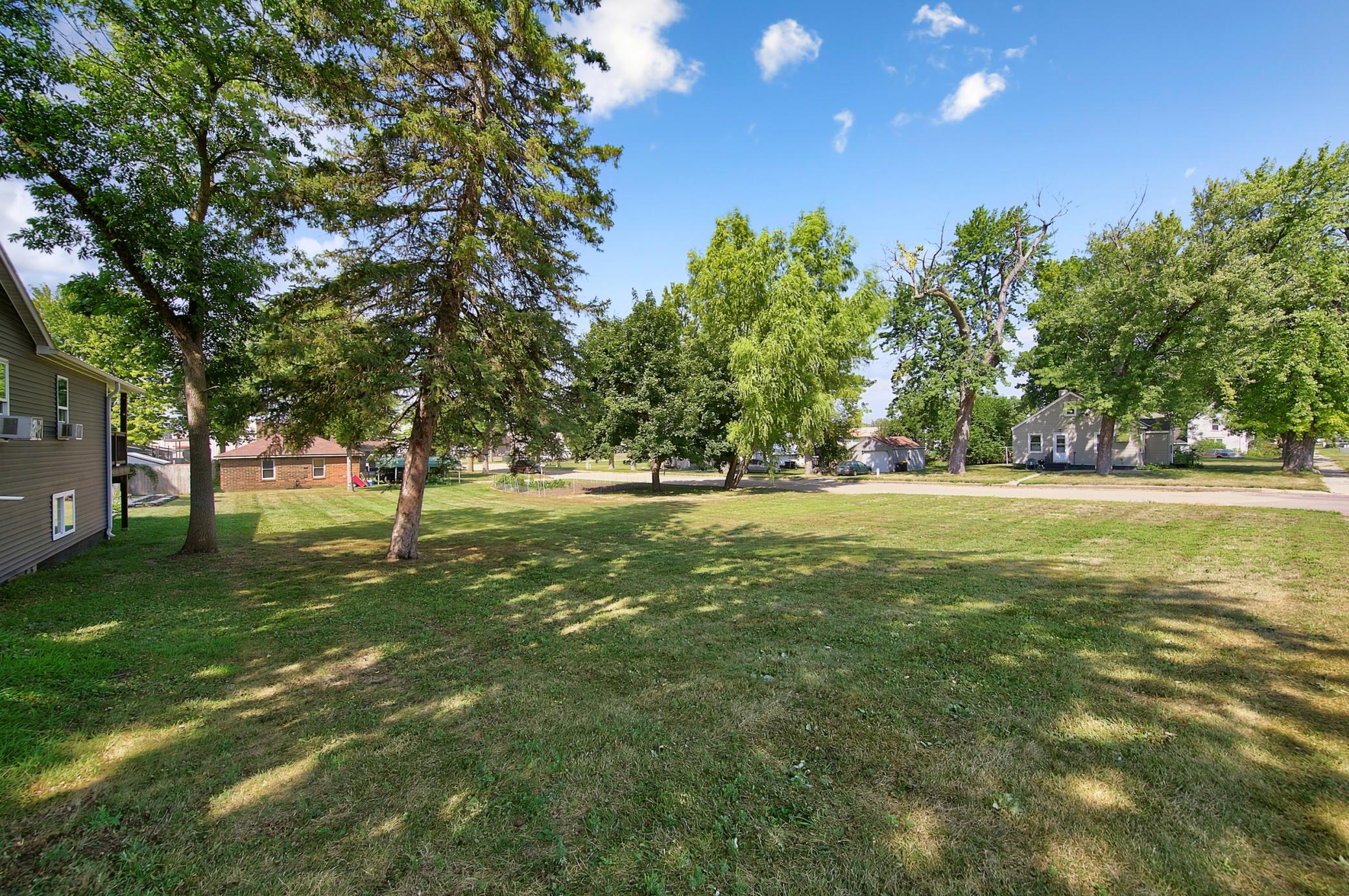 1052 Miller Avenue Property Photo 49
