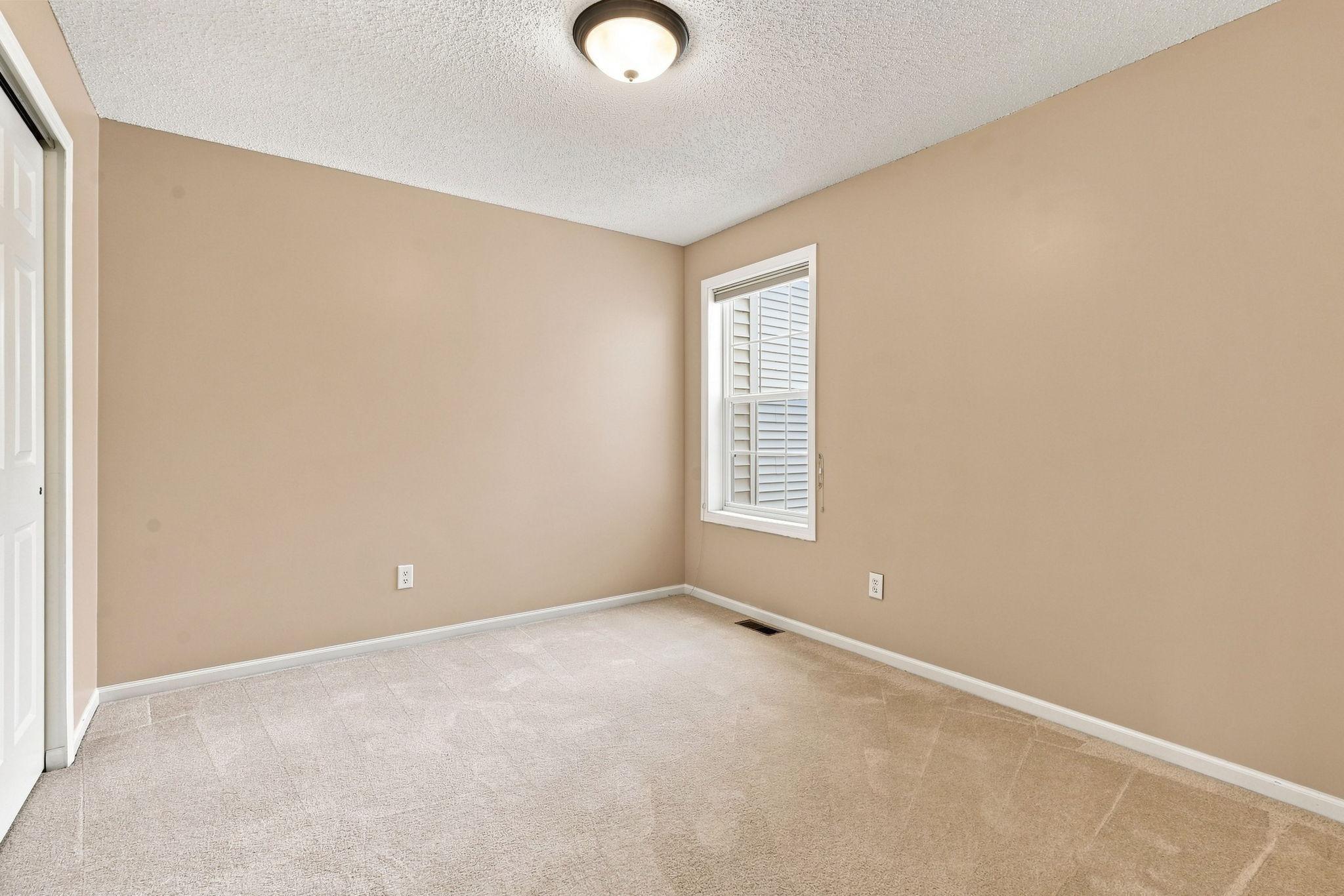 1353 White Oak Drive Property Photo 14