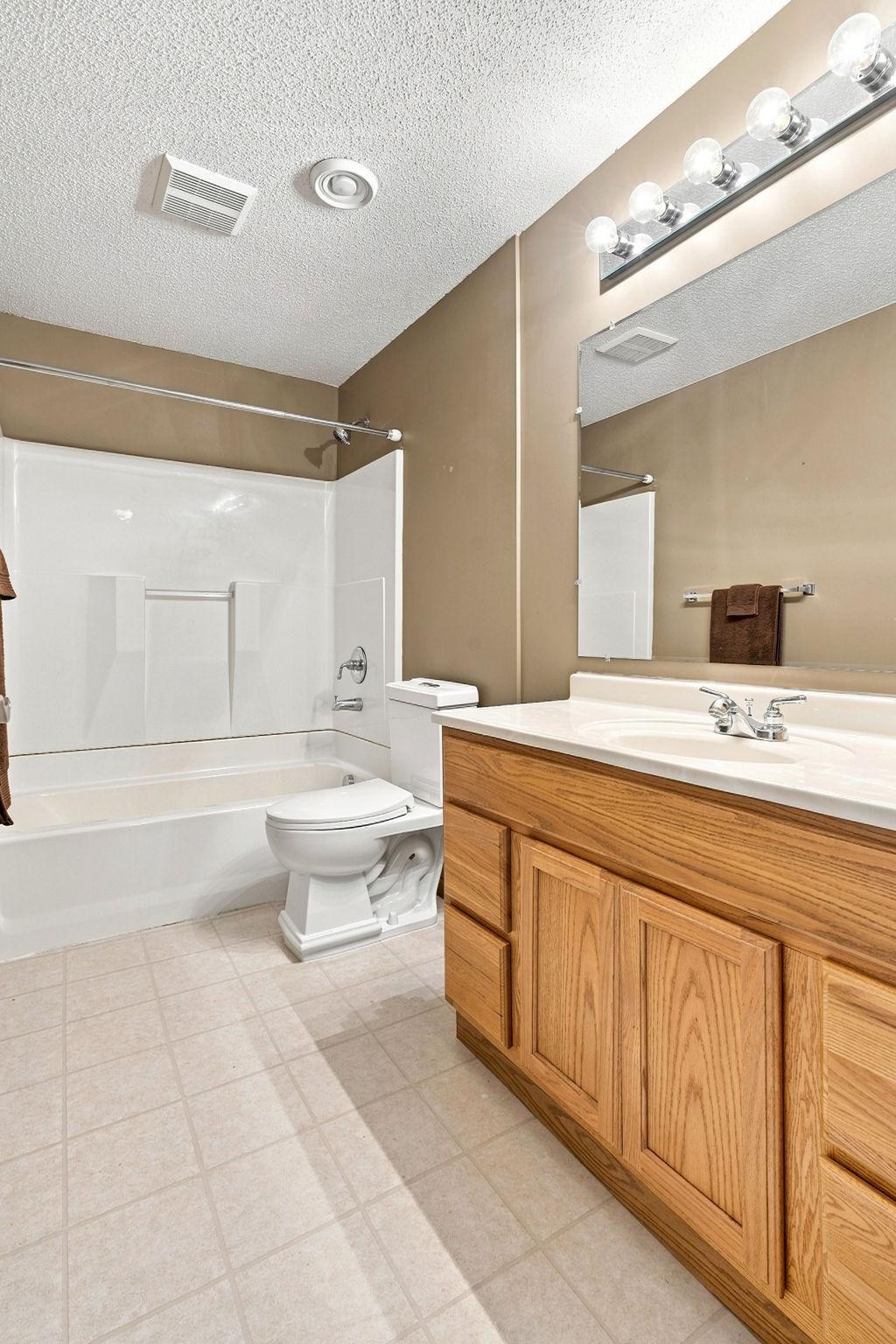 1353 White Oak Drive Property Photo 31