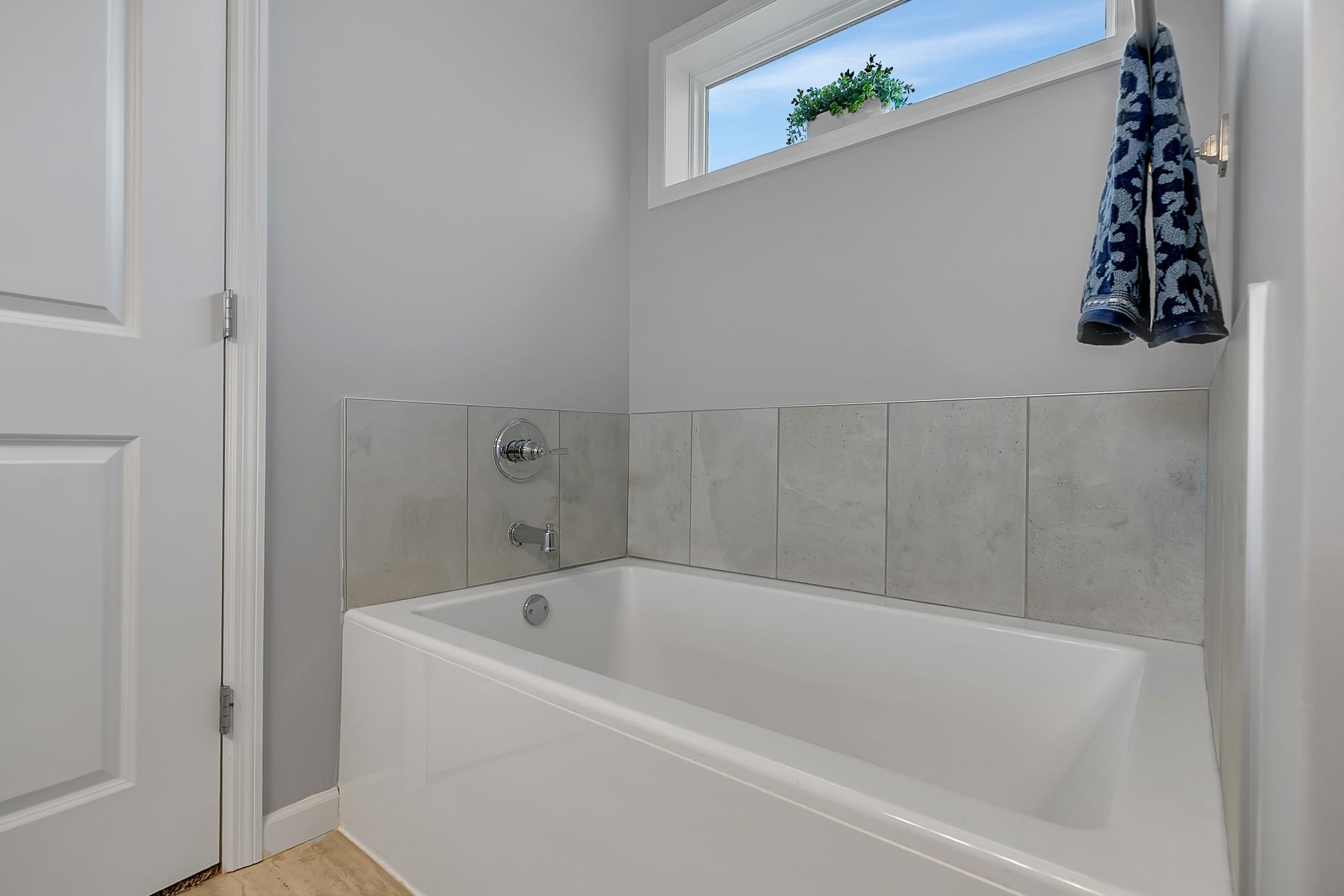 4765 8th Street Loop Ne Property Photo 19