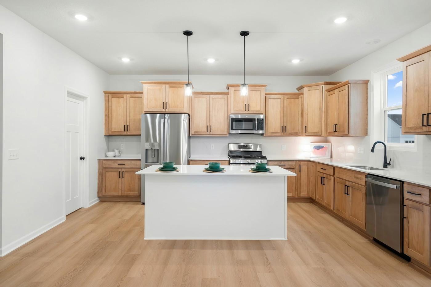 11601 19th Street Ne Property Photo 3