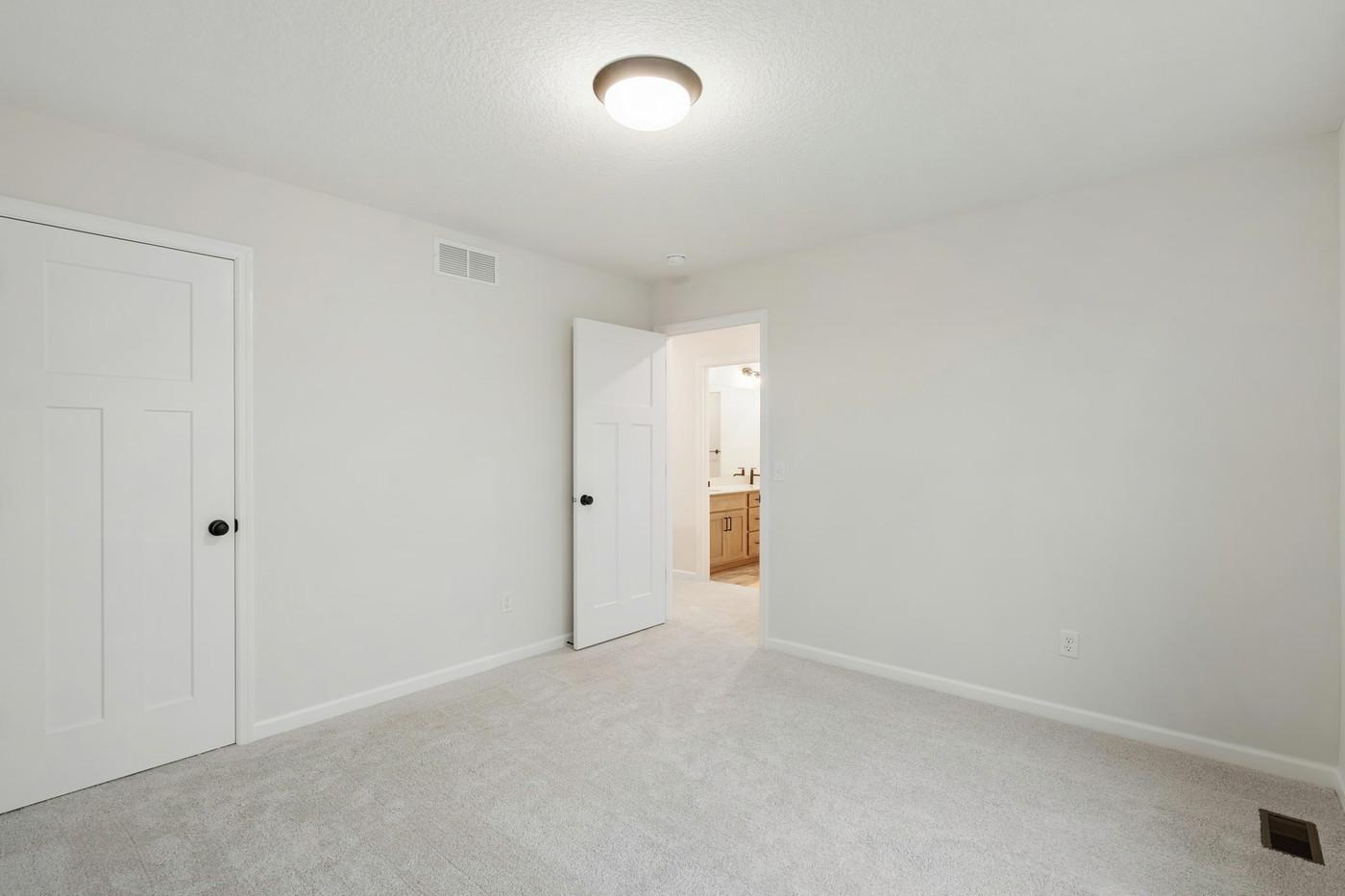 11601 19th Street Ne Property Photo 44