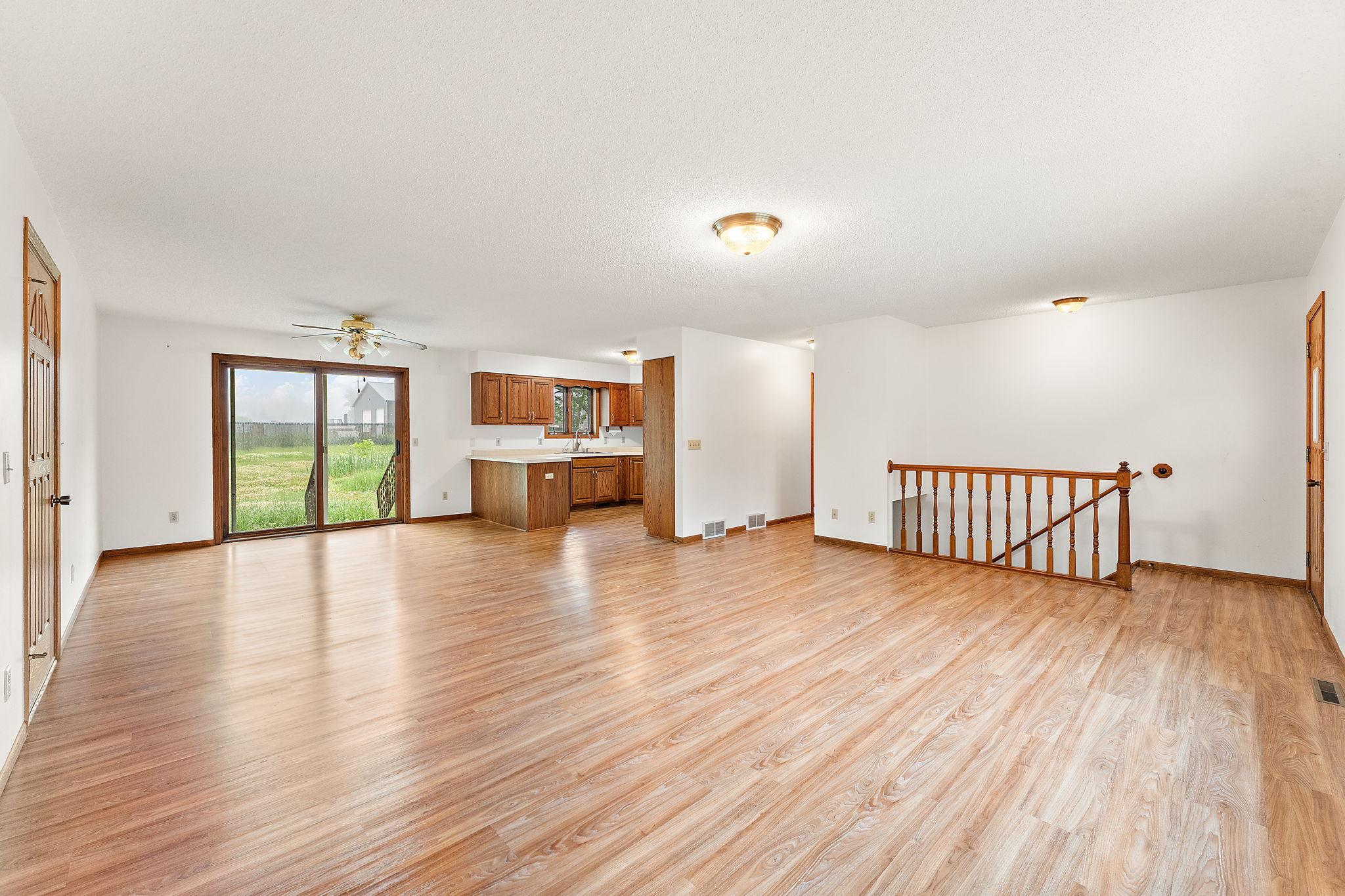 781 Cj Moe Boulevard Property Photo 8