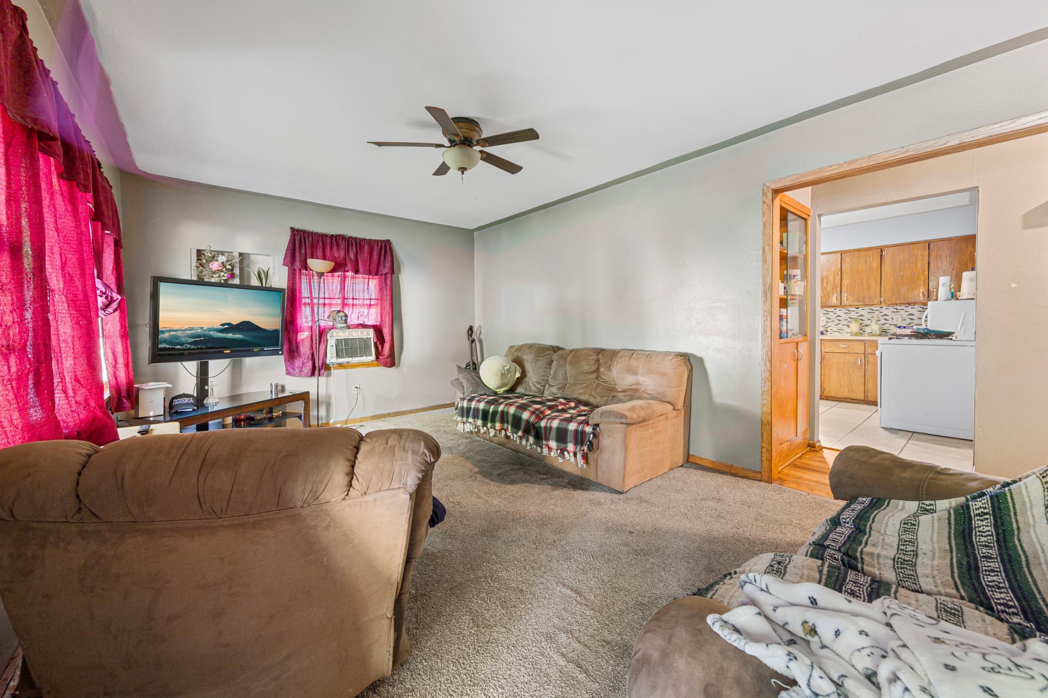 74 S Cordova Avenue Property Photo 3