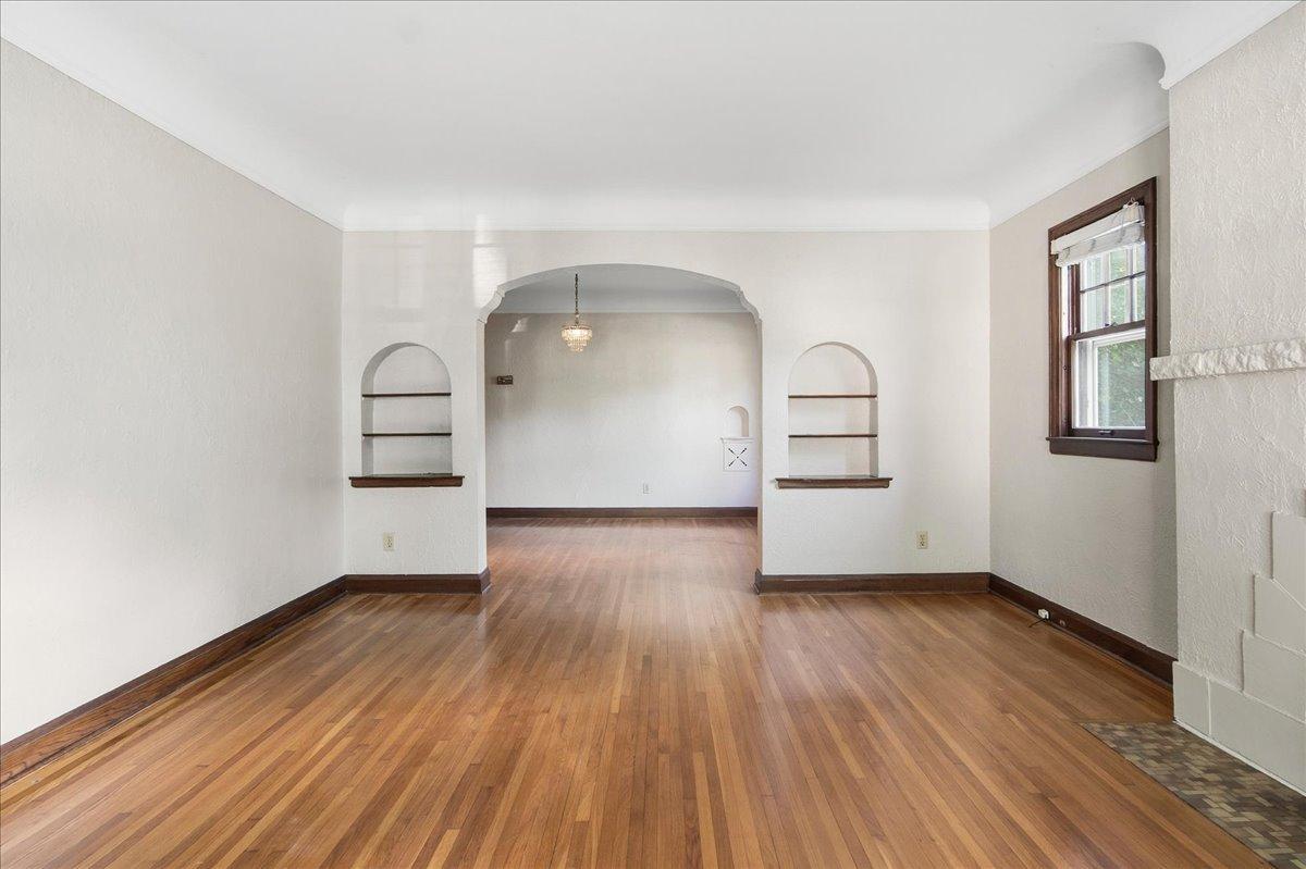 4145 Colfax Avenue S Property Photo 6