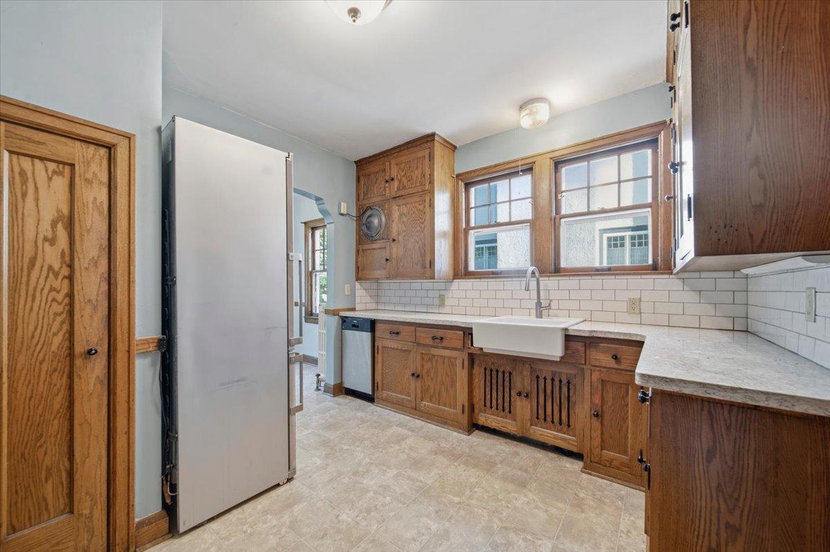 4145 Colfax Avenue S Property Photo 14