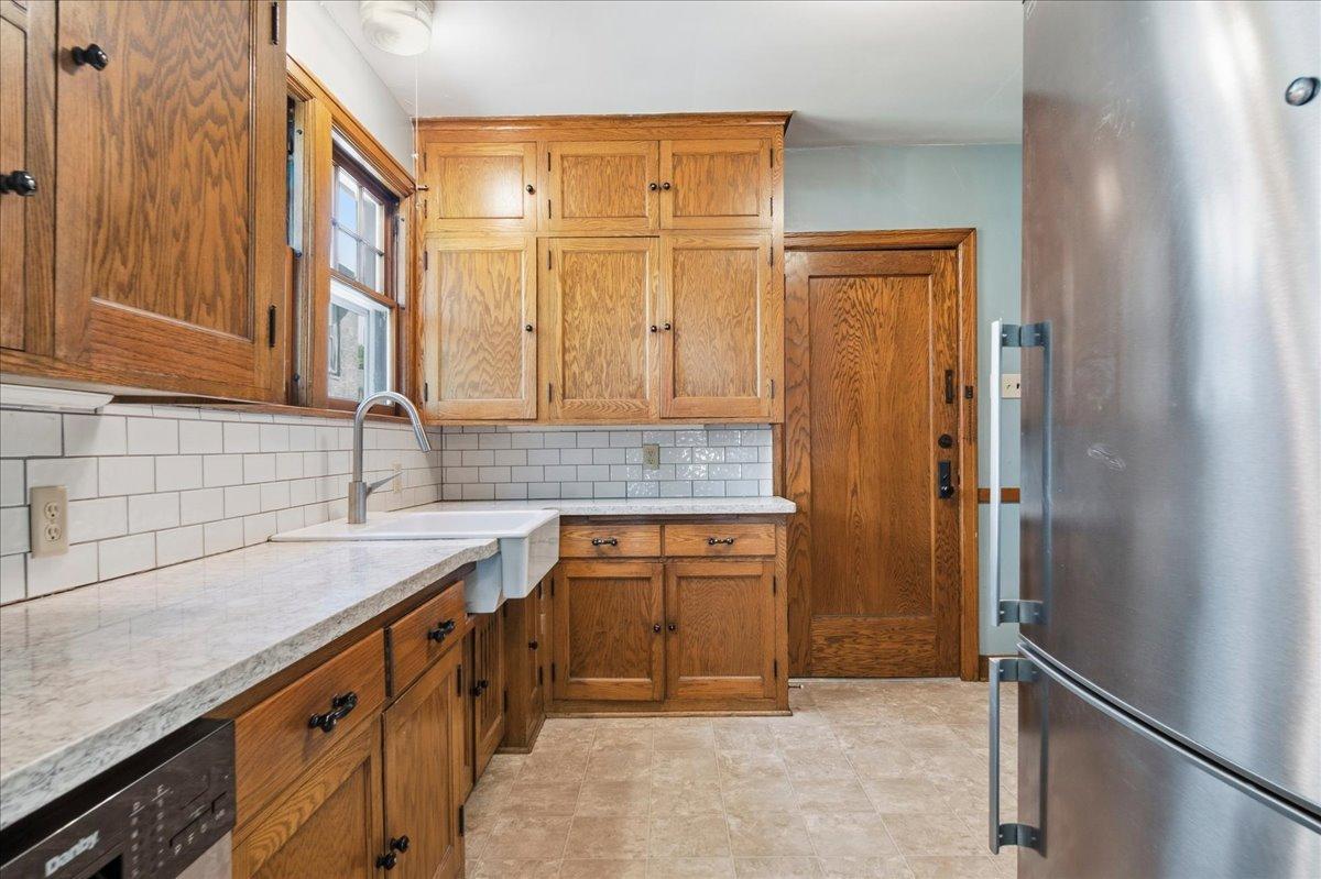 4145 Colfax Avenue S Property Photo 19