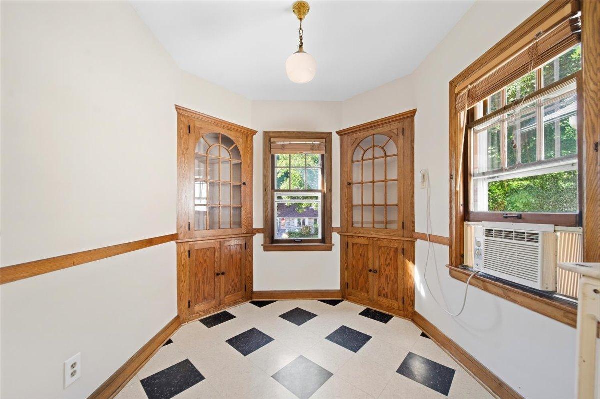 4145 Colfax Avenue S Property Photo 41