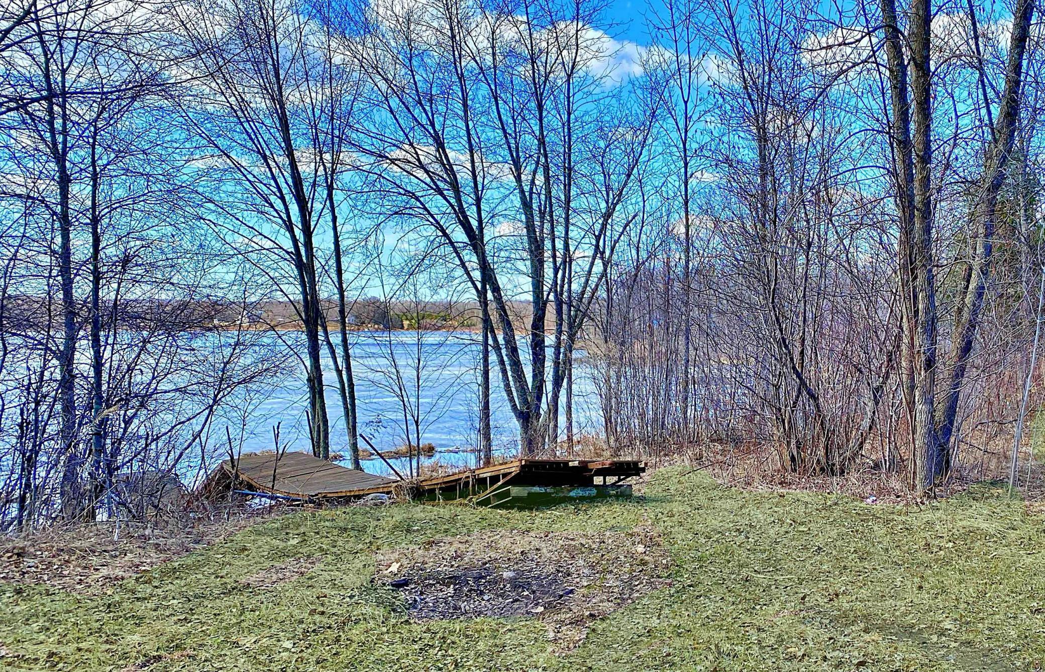 38628 305th Street Property Photo 2