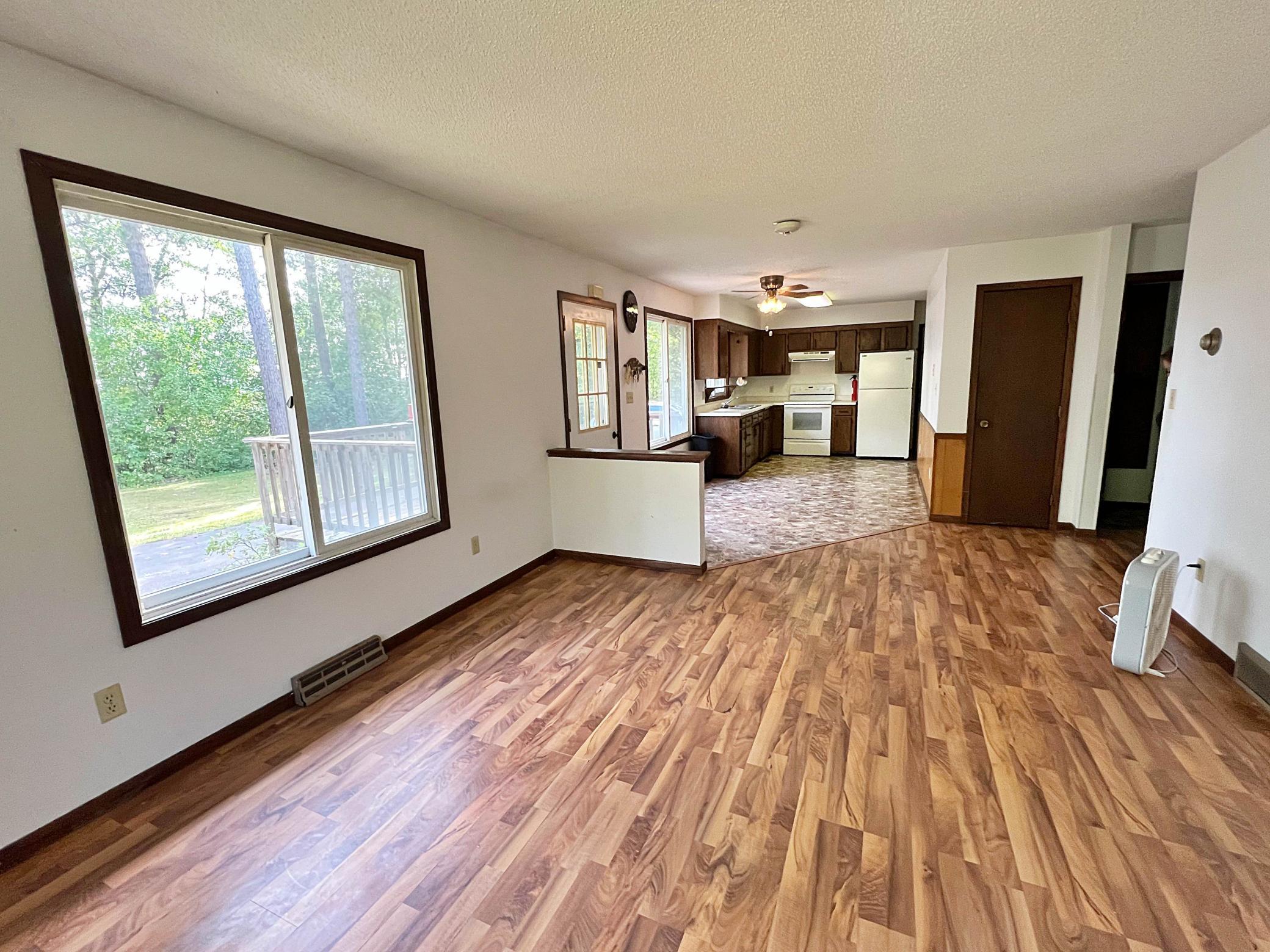 38628 305th Street Property Photo 10